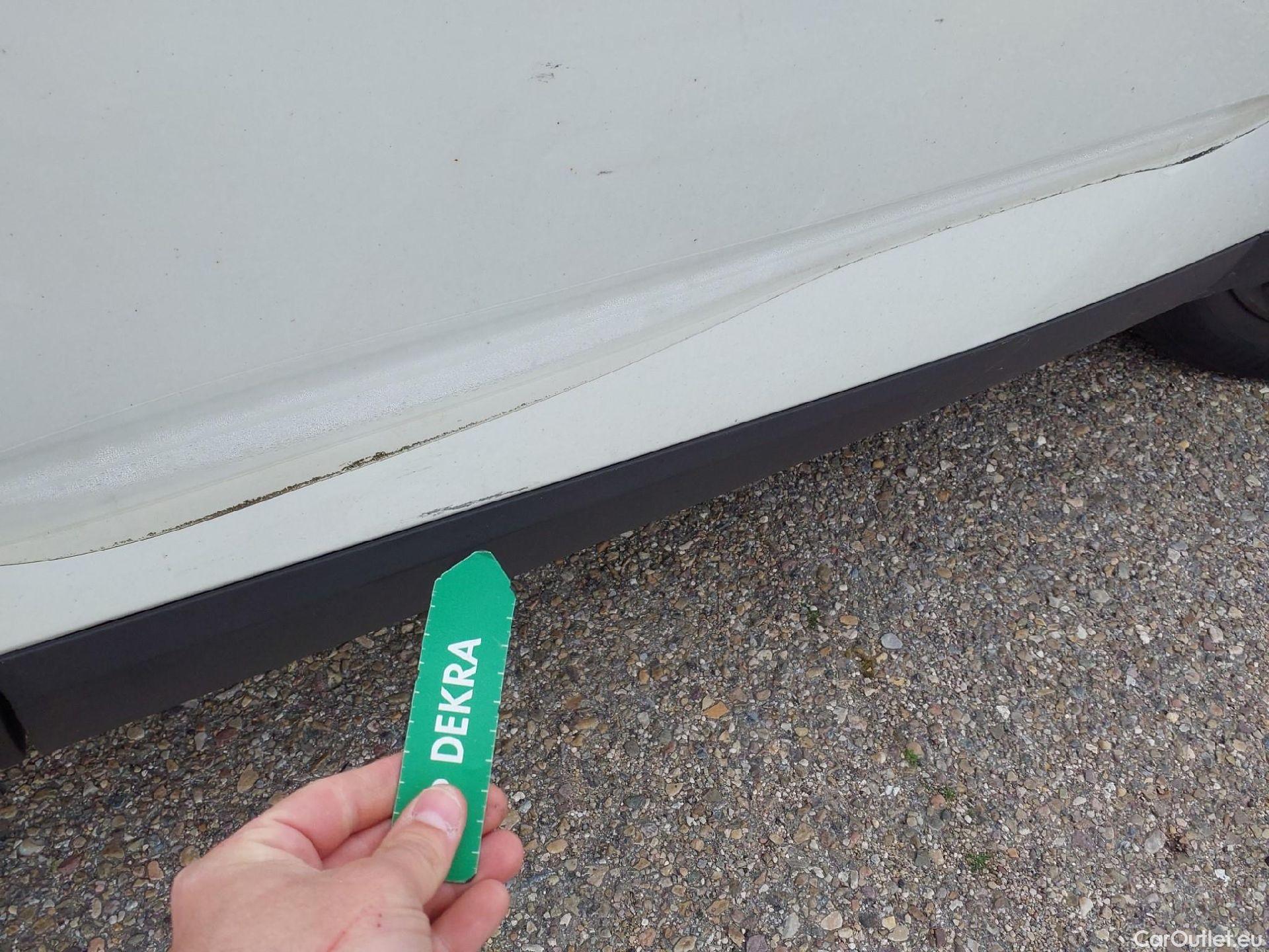  Nissan  Qashqai NISSAN  / 2021 / 5P / todoterreno DIG-T 116kW (158CV) mHEV Xtronic Acenta (AC2) #17