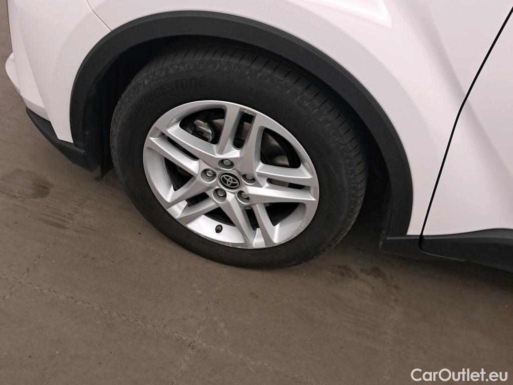  Toyota  C-HR TOYOTA  / 2019 / 5P / todoterreno 1.8 125H Active #4