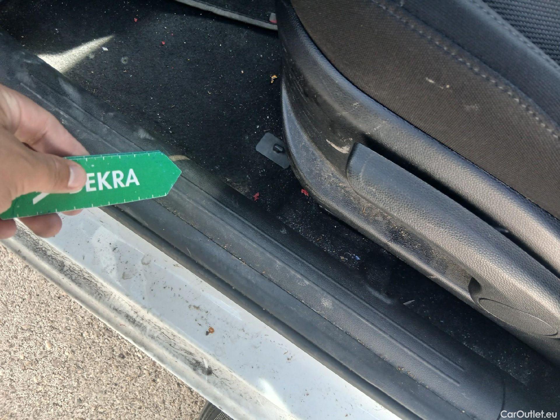  Hyundai  i20 HYUNDAI  / 2020 / 5P / berlina con portón 1.0 TGDI 74kW (100CV) 48V Essence #2