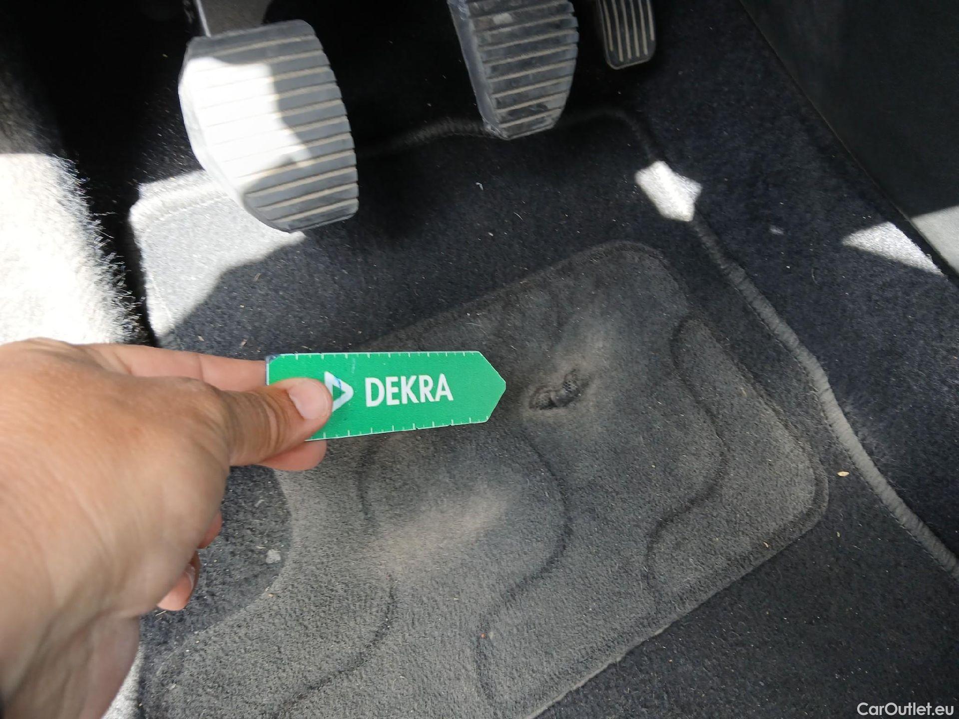  Citroen  C3 CITROEN  / 2020 / 5P / berlina con portón BlueHDi 75KW (100CV) S&S C-Series(SP) #21