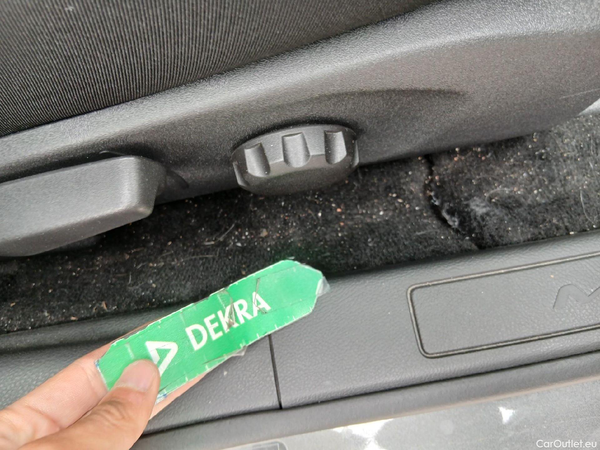  Ford  Mondeo FORD  / 2014 / 5P / familiar 2.0 TDCi 110kW Trend SportBreak #35