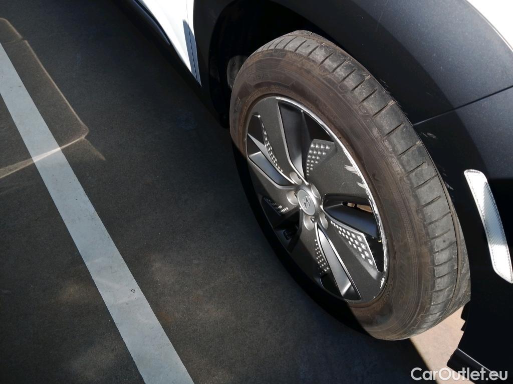  Hyundai  Konna HYUNDAI Kona / 2017 / 5P / todoterreno 150kW EV Klass 484km #5