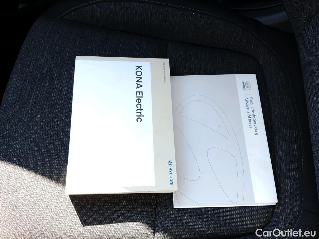  Hyundai  Konna HYUNDAI Kona / 2017 / 5P / todoterreno 150kW EV Klass 484km #10