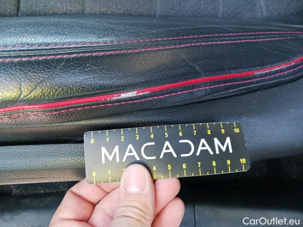  Hyundai  Tucson HYUNDAI  / 2018 / 5P / todoterreno 1.6 CRDI 100kW (136CV) 48V N-Line X 4X2 #4