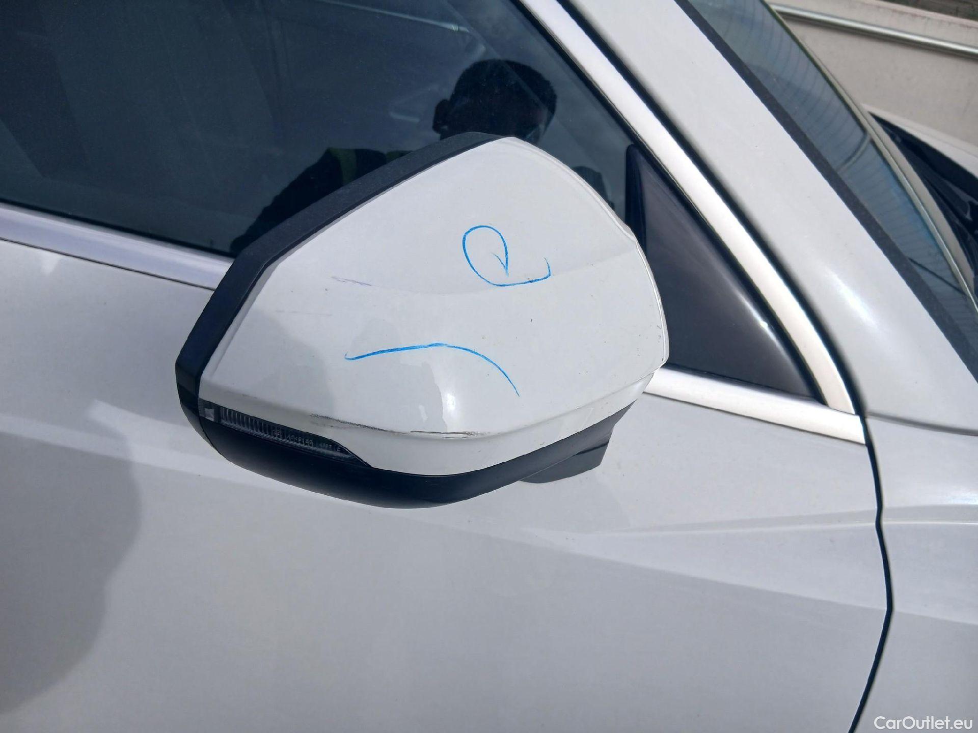  Audi  Q3 AUDI  / 2018 / 5P / todoterreno Advanced 35 TDI 110kW (150CV) S tronic (AC10) #44