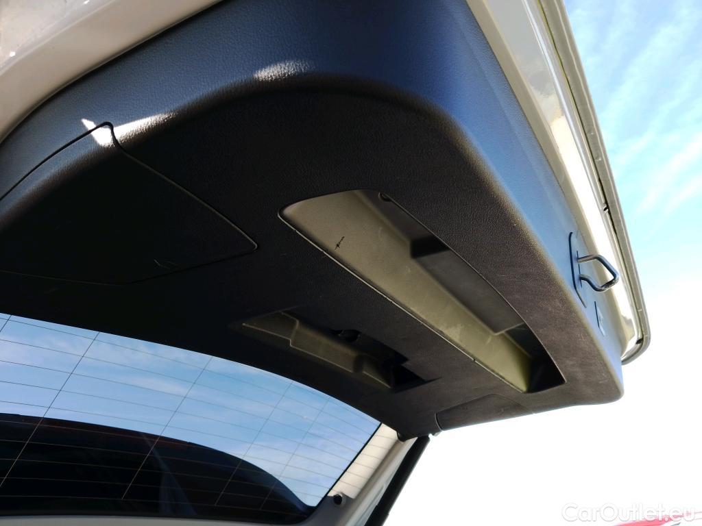  Bmw  X1 BMW  / 2019 / 5P / todoterreno sDrive18d #7