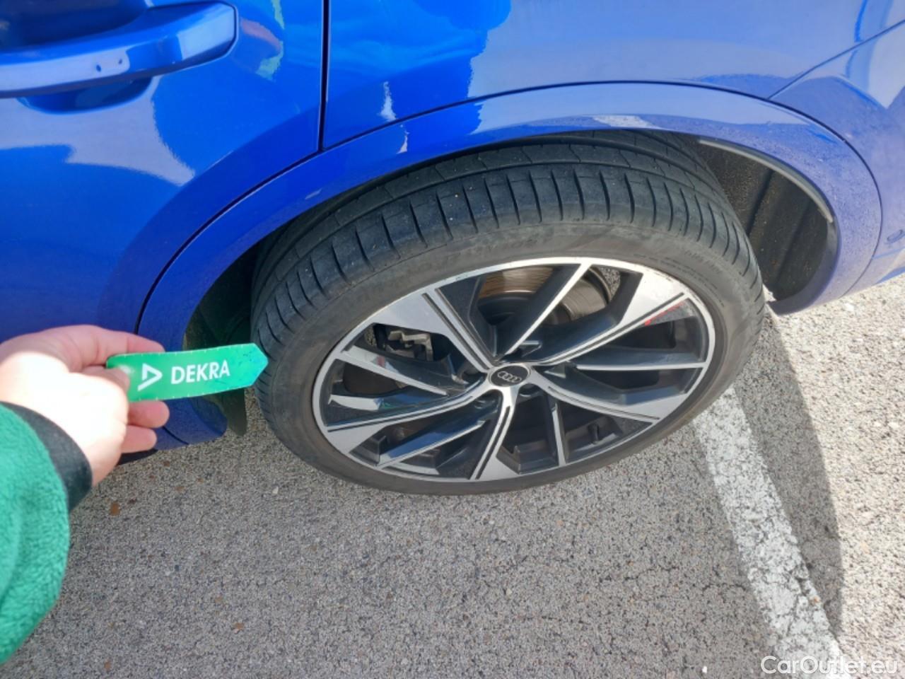  Land Rover  Discovery AUDI Q5 / 2020 / 5P / todoterreno Black line 40 TDI 150kW quattro-ultra #14