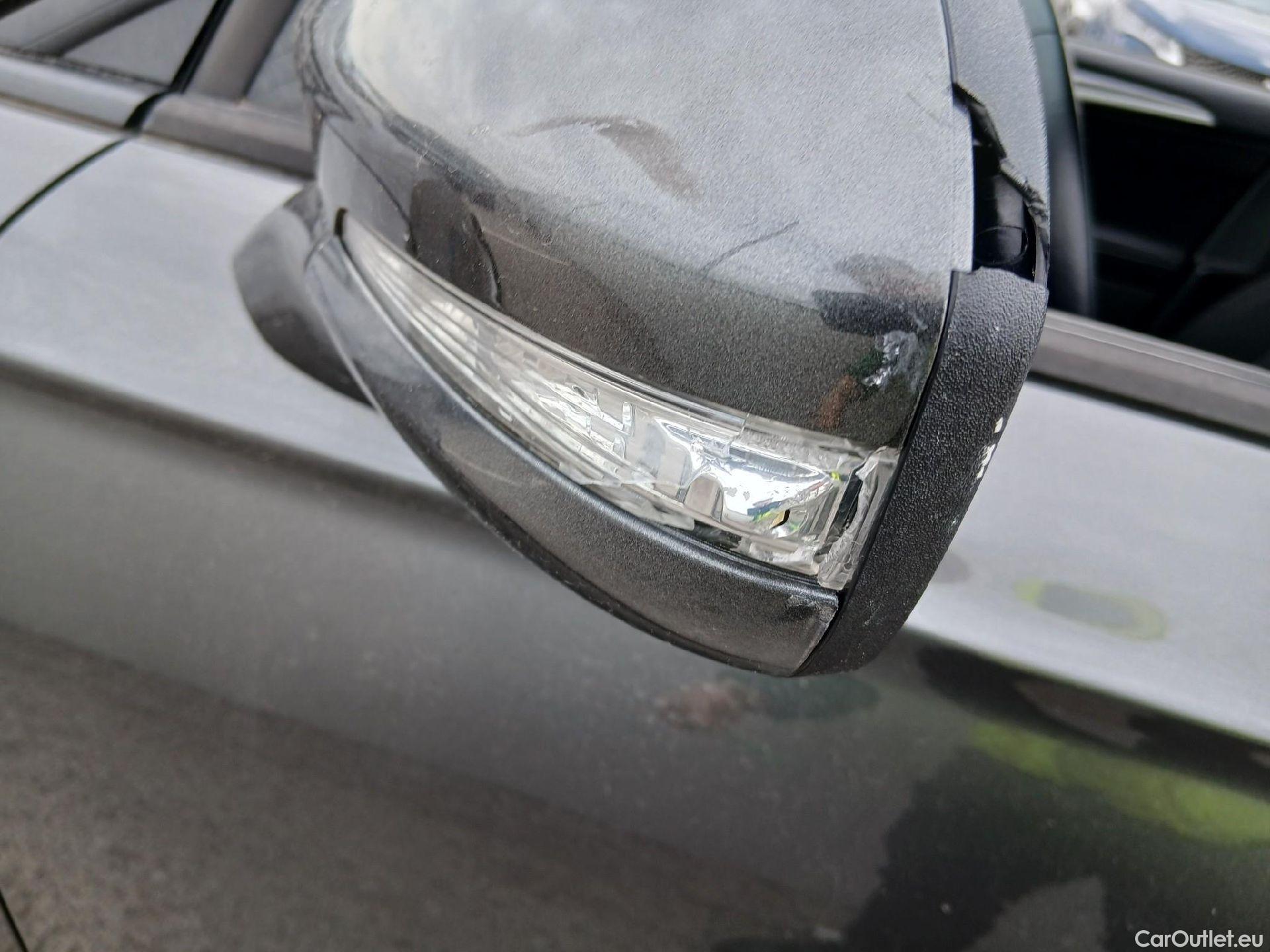  Ford  Mondeo FORD  / 2014 / 5P / familiar 2.0 TDCi 110kW Trend SportBreak #14