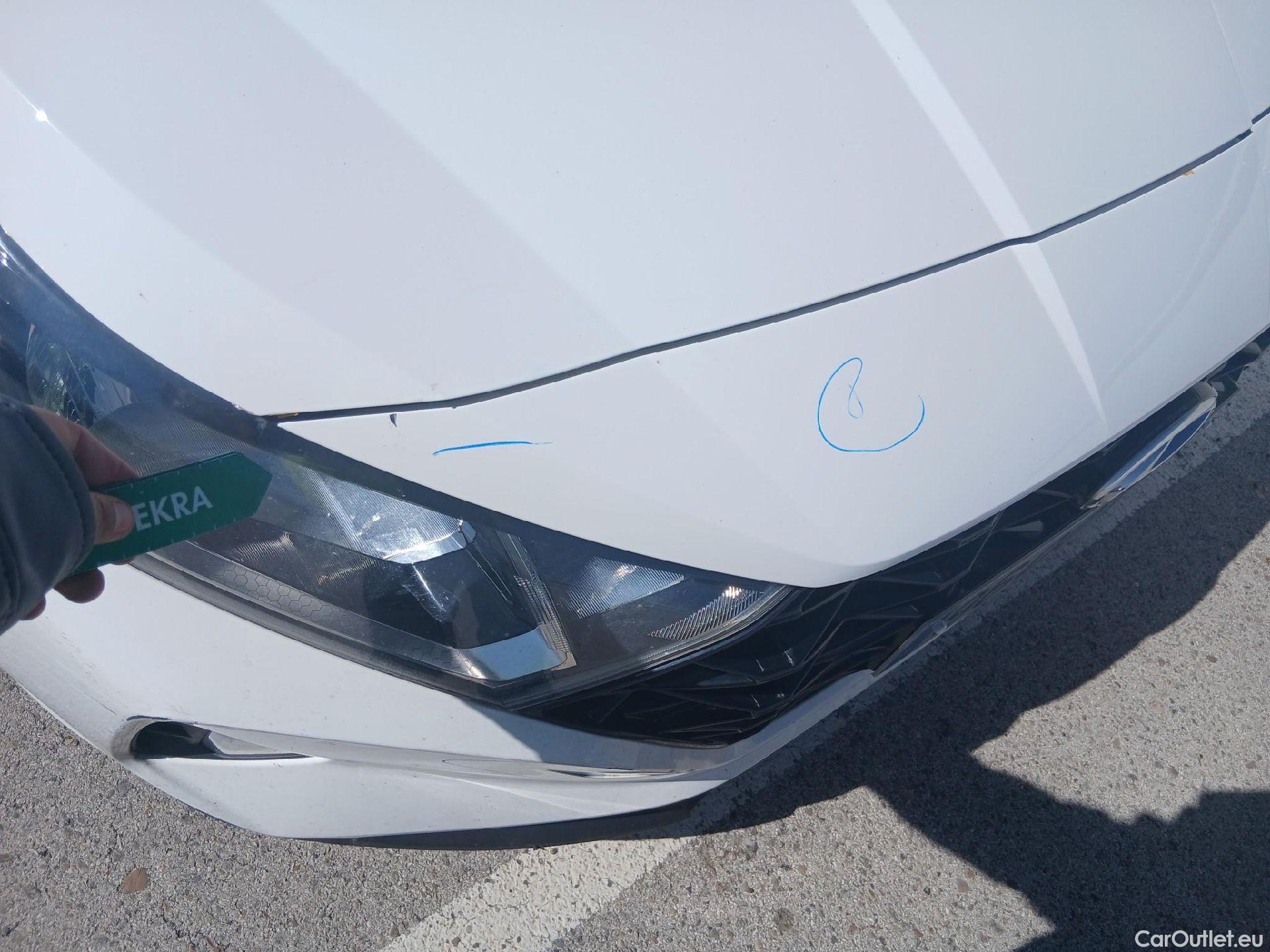  Hyundai  i20 HYUNDAI  / 2020 / 5P / berlina con portón 1.0 TGDI 74kW (100CV) 48V Essence #8