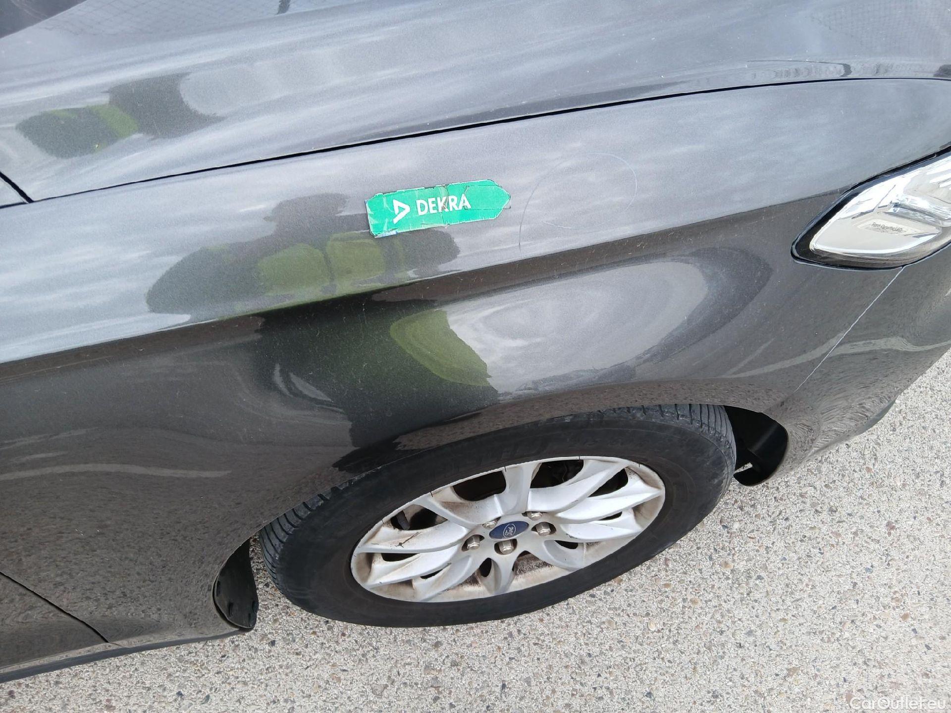  Ford  Mondeo FORD  / 2014 / 5P / familiar 2.0 TDCi 110kW Trend SportBreak #36