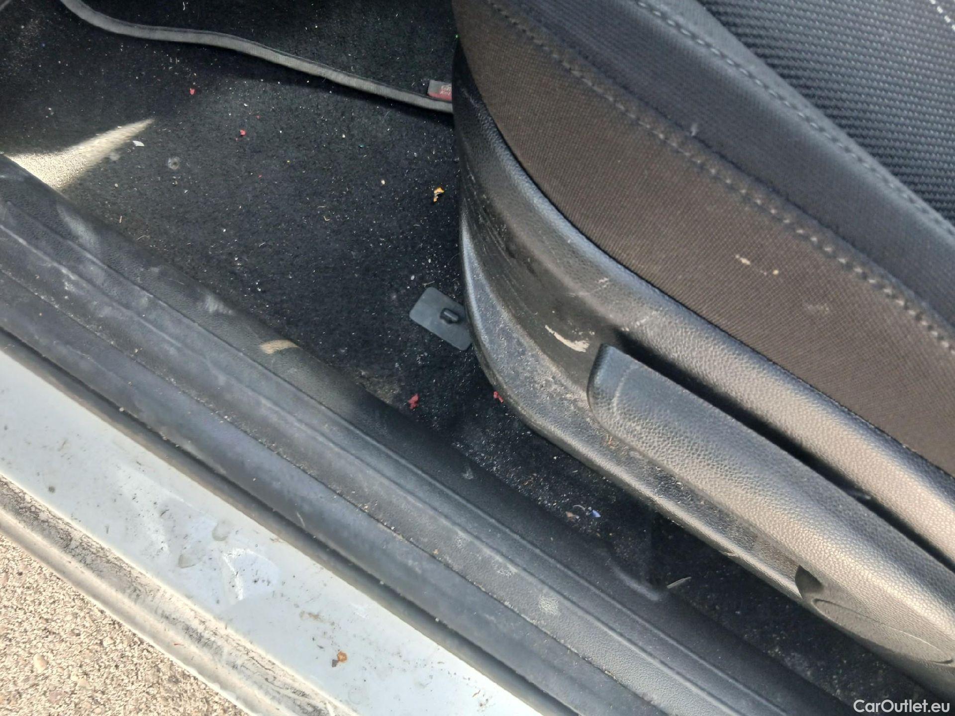  Hyundai  i20 HYUNDAI  / 2020 / 5P / berlina con portón 1.0 TGDI 74kW (100CV) 48V Essence #1