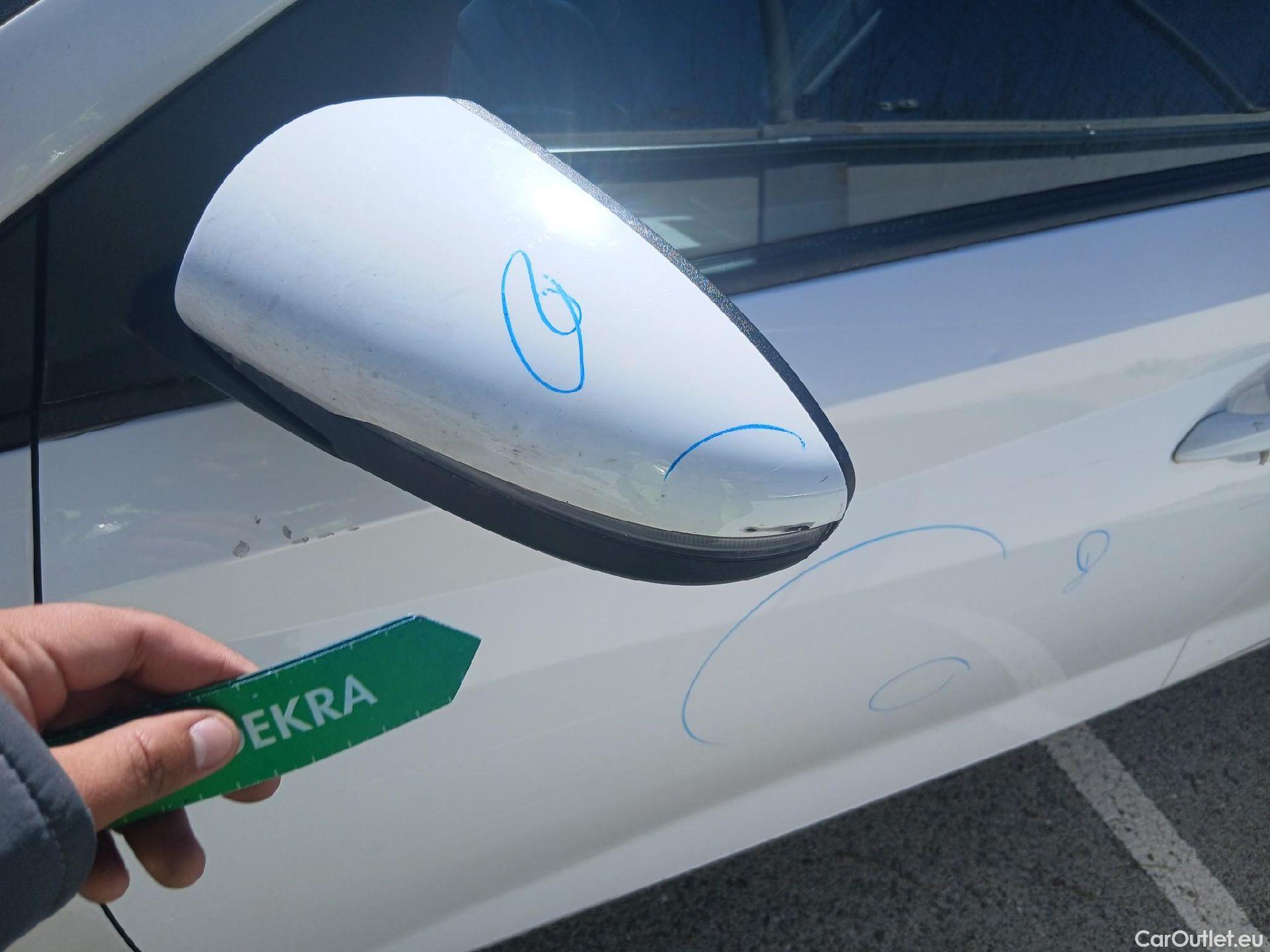  Hyundai  i20 HYUNDAI  / 2020 / 5P / berlina con portón 1.0 TGDI 74kW (100CV) 48V Essence #19