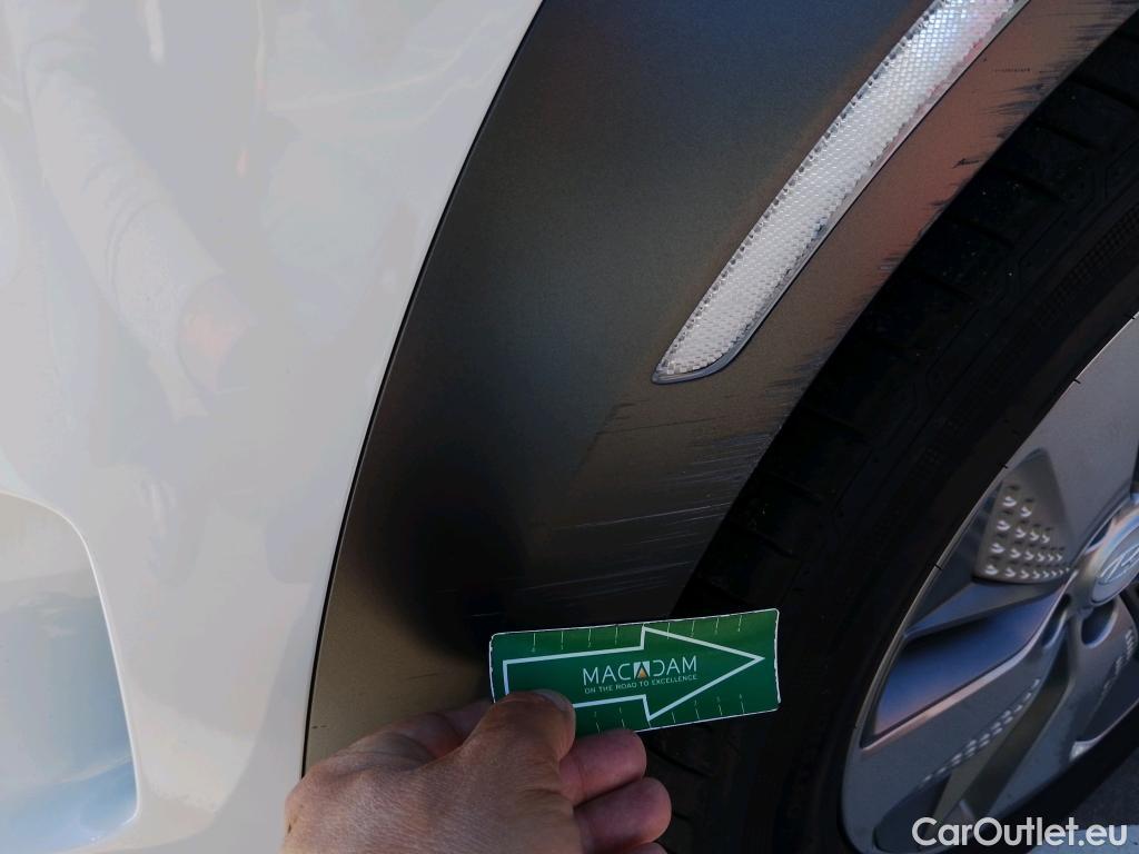  Hyundai  Konna HYUNDAI Kona / 2017 / 5P / todoterreno 150kW EV Klass 484km #25