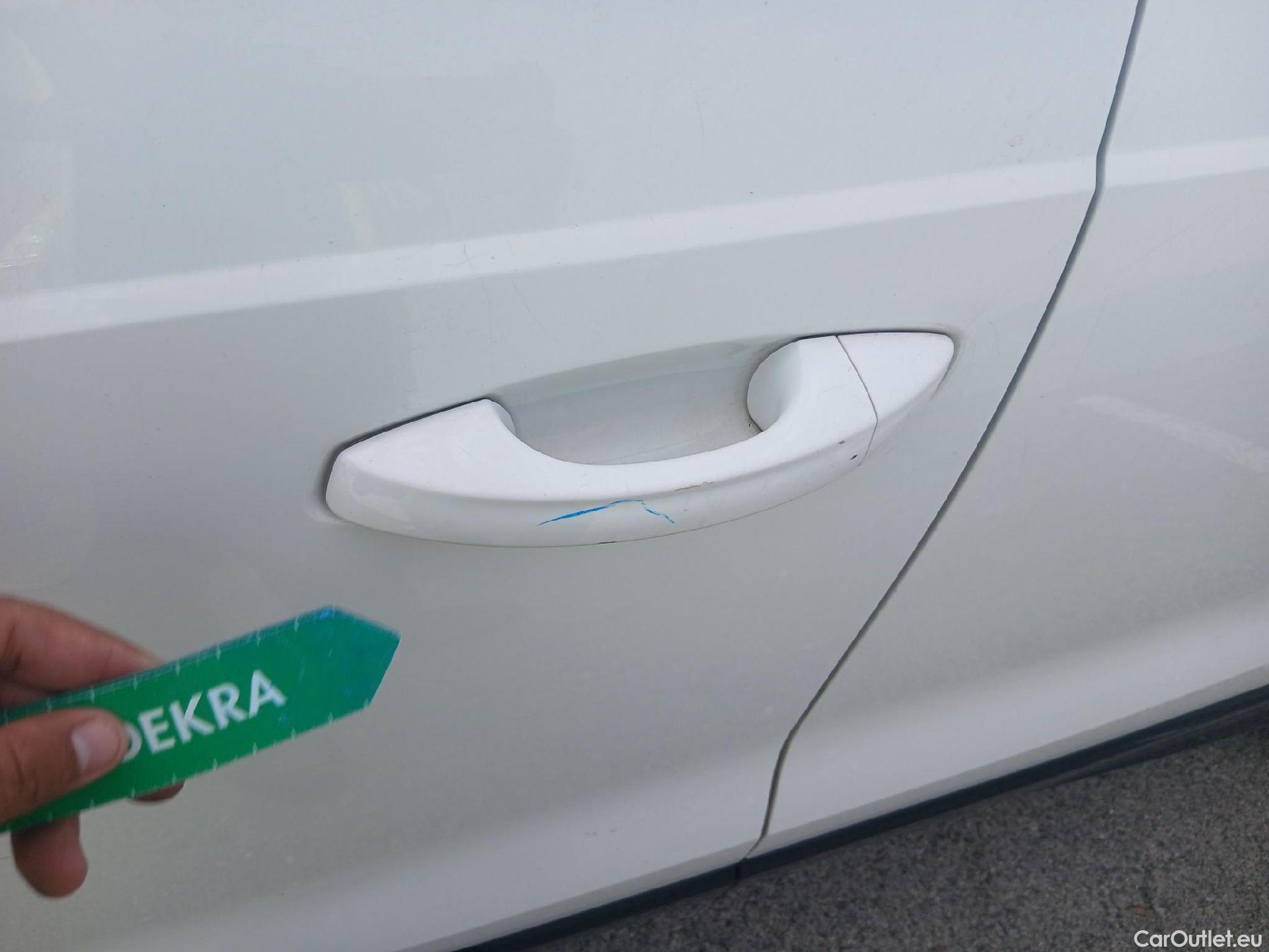  Audi  Q3 AUDI  / 2018 / 5P / todoterreno Advanced 35 TDI 110kW (150CV) S tronic (AC10) #24