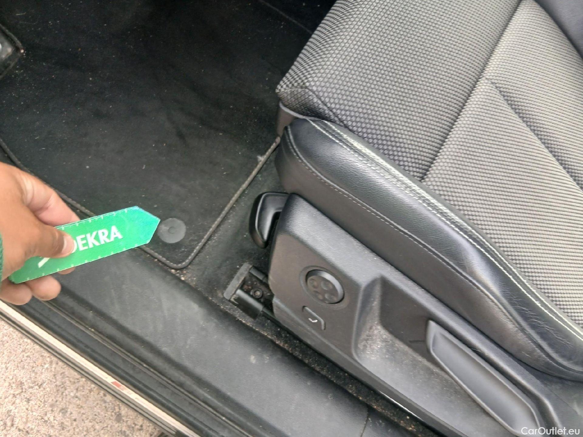  Audi  Q5 AUDI  / 2020 / 5P / todoterreno Black line 35 TDI 120kW S tronic #5