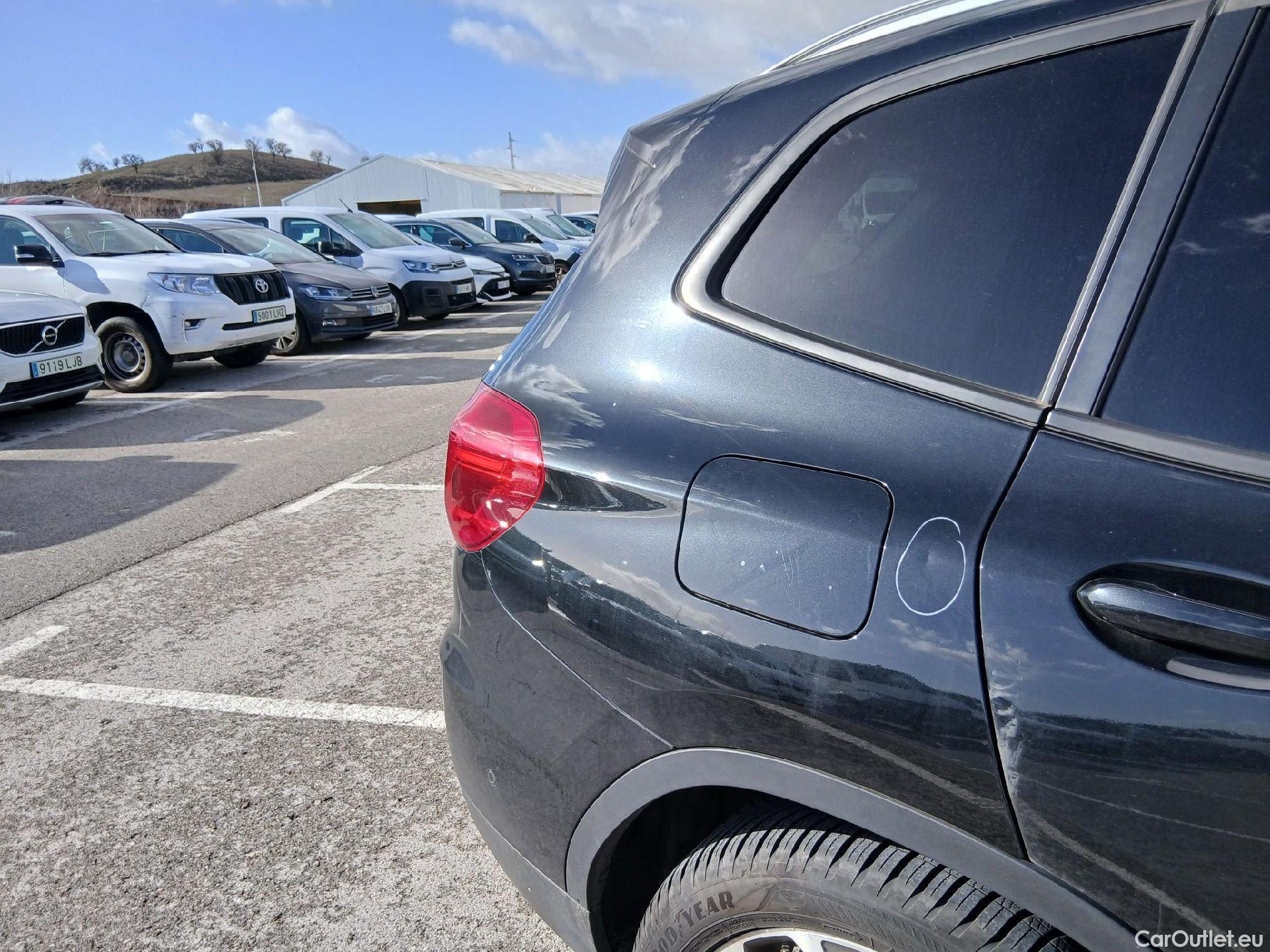  Bmw  X3 BMW  / 2017 / 5P / todoterreno xDrive20d (AC2) #24