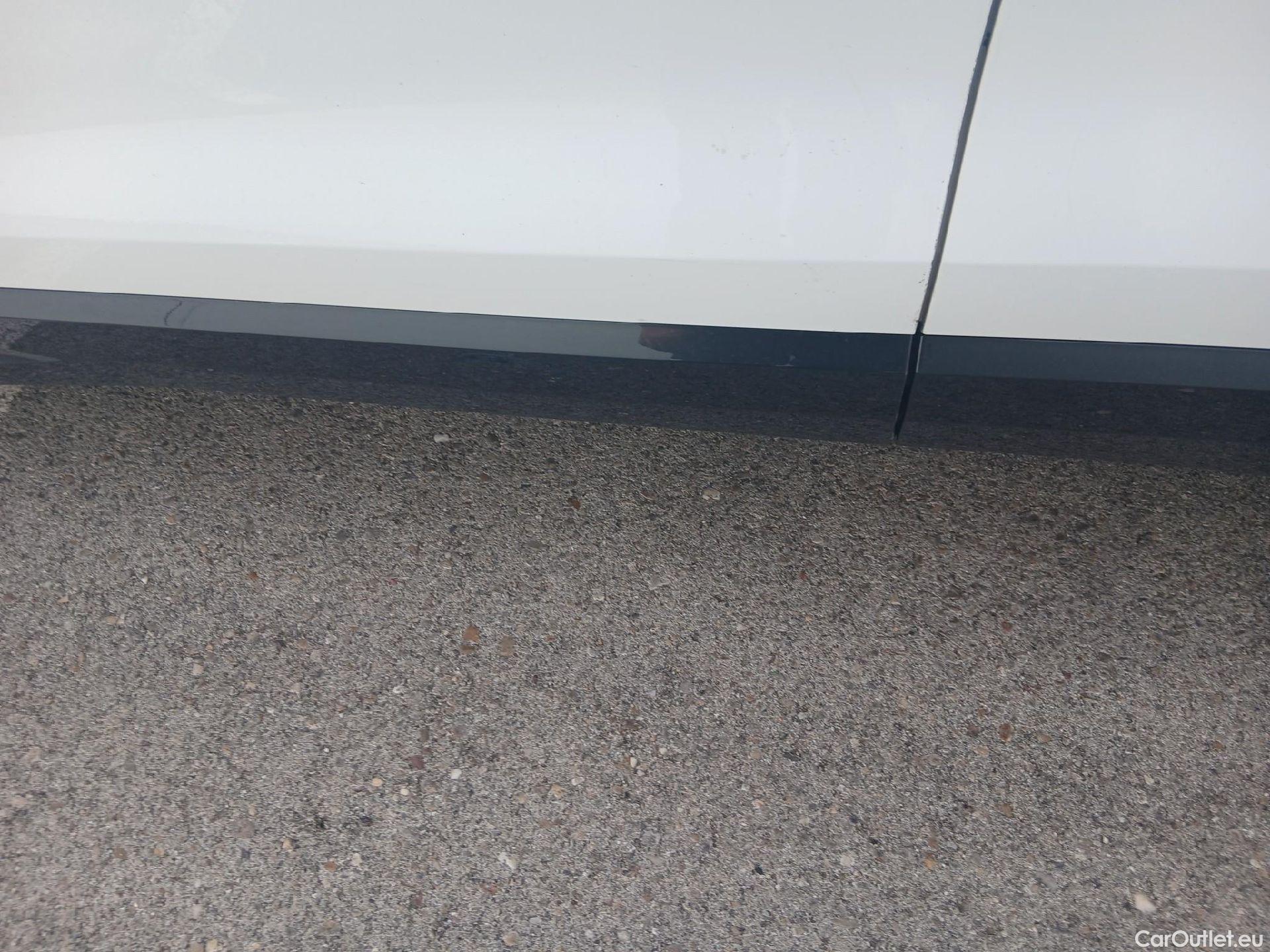  Audi  Q3 AUDI  / 2018 / 5P / todoterreno Advanced 35 TDI 110kW (150CV) S tronic (AC10) #26