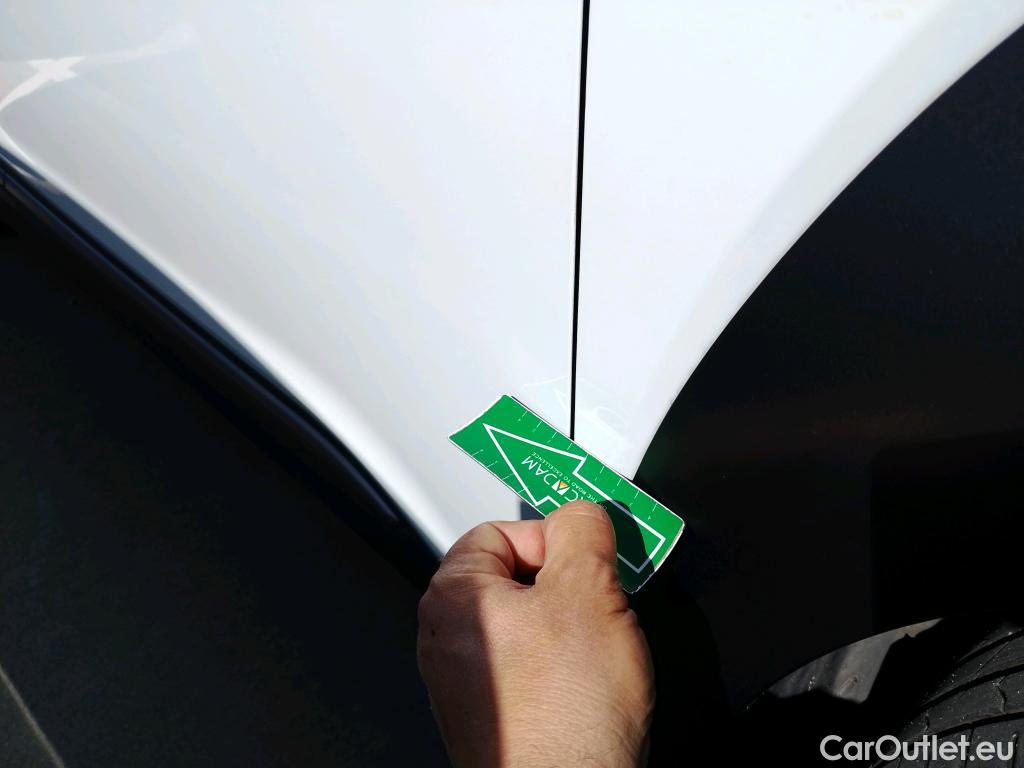  Hyundai  Konna HYUNDAI Kona / 2017 / 5P / todoterreno 150kW EV Klass 484km #2