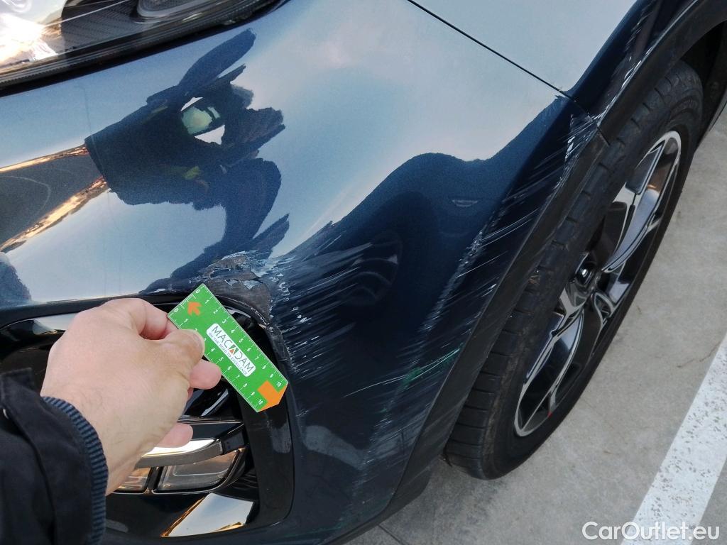  KIA  Sportage KIA  / 2018 / 5P / todoterreno 1.6 CRDi 100kW GT Line Essential DCT 4x2 #44