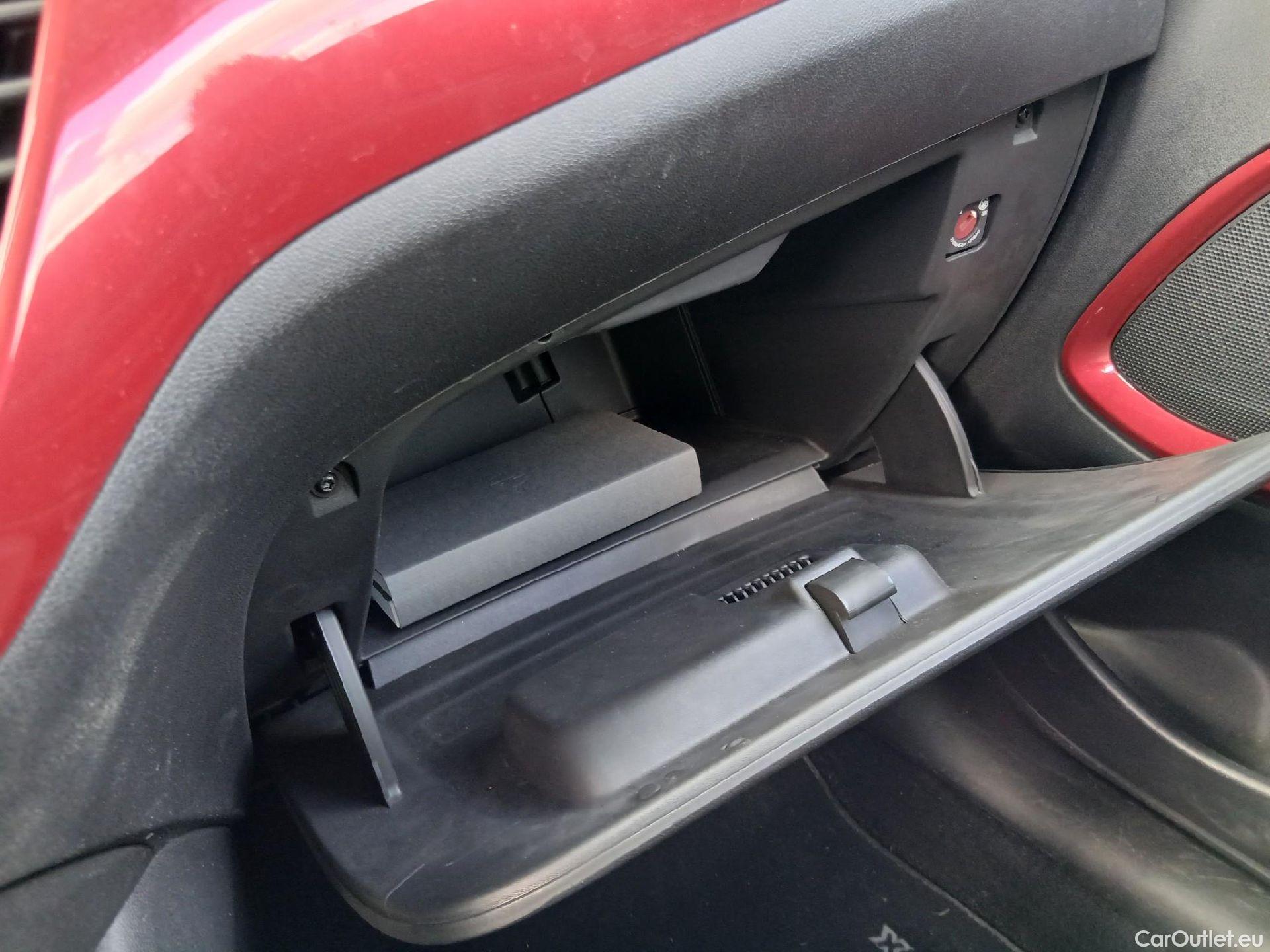  Opel  Crossland OPEL  / 2020 / 5P / crossover 1.2 81kW (110CV) GS Line #2