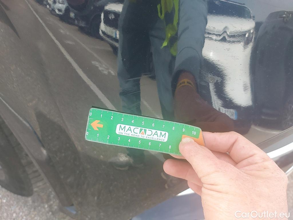  Mercedes  G-Klasee MERCEDES-BENZ GLE / 2018 / 5P / todoterreno GLE 300 d 4MATIC #4