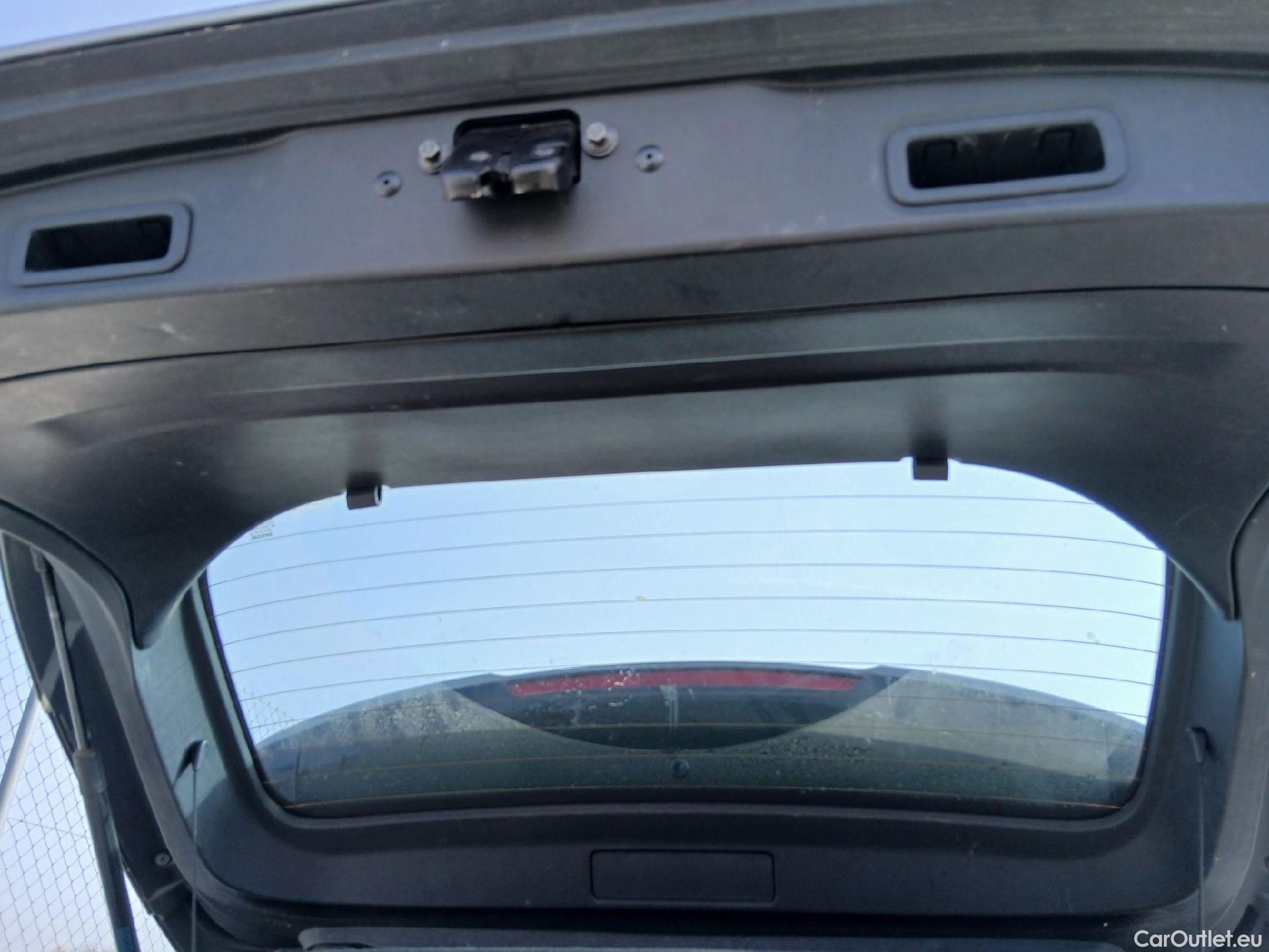  Nissan  Qashqai NISSAN  / 2021 / 5P / todoterreno DIG-T 116kW (158CV) mHEV Xtronic Acenta (AC8) #37