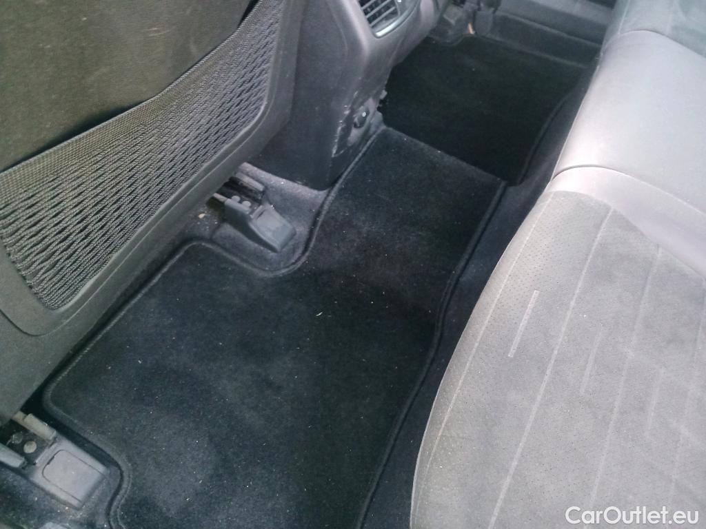  Hyundai  Tucson HYUNDAI  / 2018 / 5P / todoterreno 1.6 CRDI 100kW (136CV) 48V N-Line X 4X2 #27