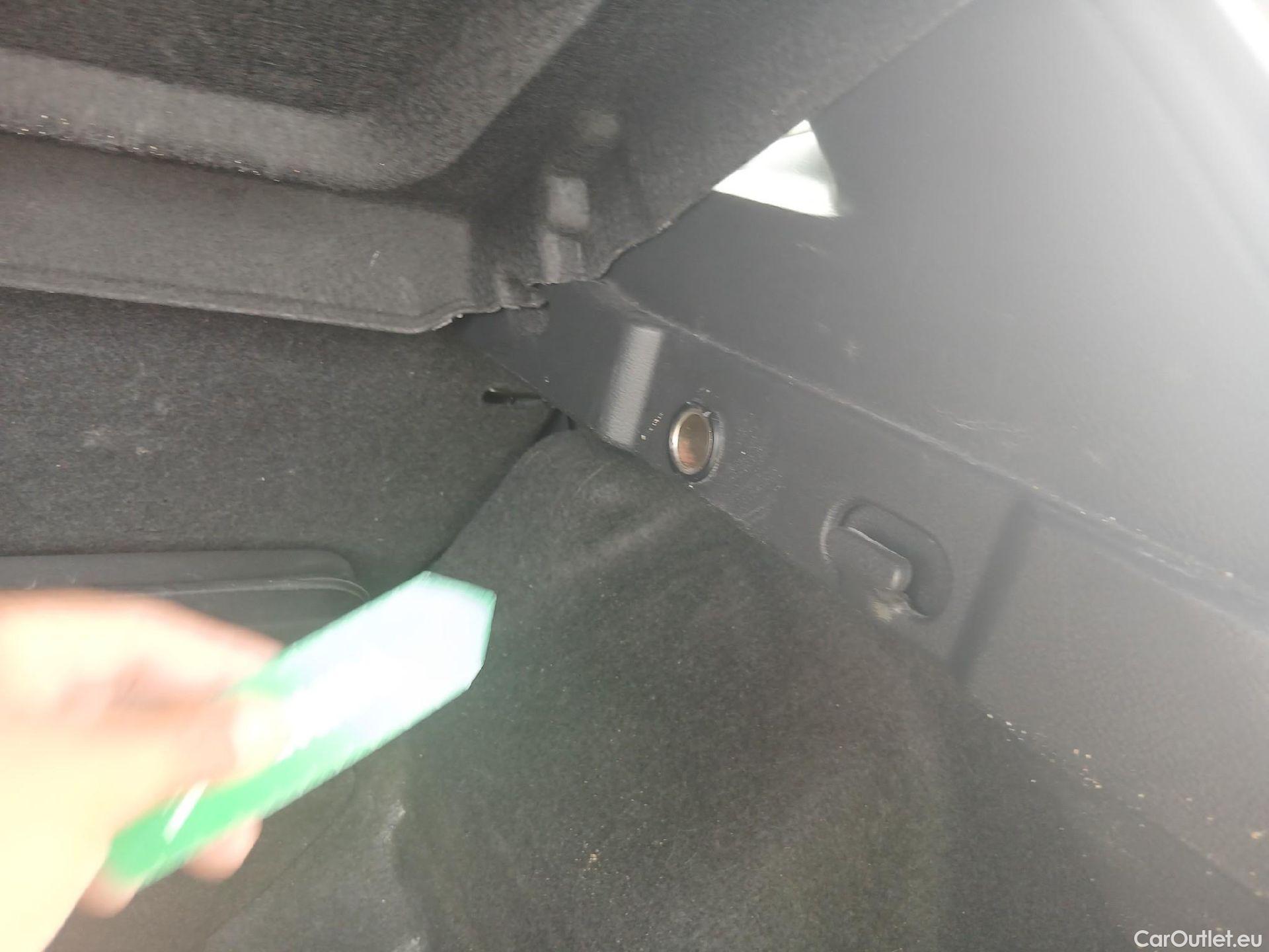  Nissan  Qashqai NISSAN  / 2021 / 5P / todoterreno DIG-T 103kW (140CV) mHEV 4x2 Acenta #6