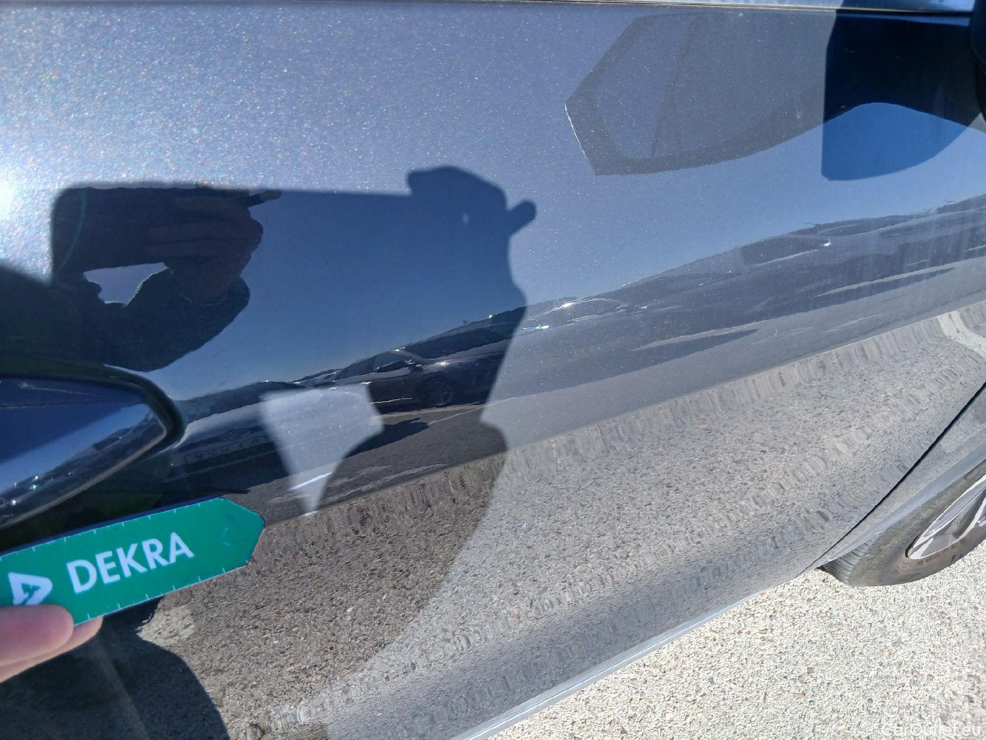  KIA  Sportage KIA  / 2022 / 5P / todoterreno 1.6 T-GDi HEV 171kW (230CV) Drive 4X2 #19