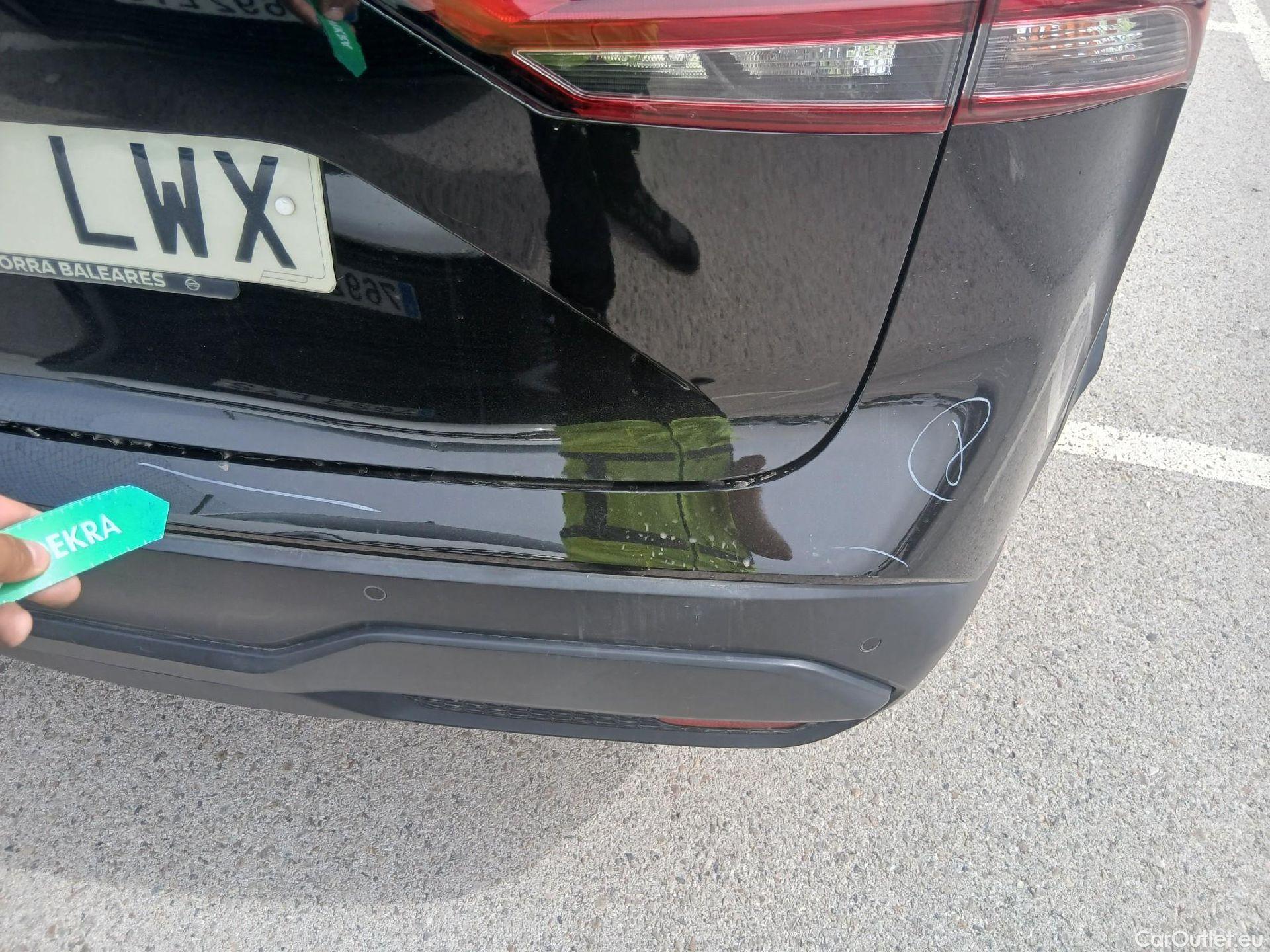  Nissan  Qashqai NISSAN  / 2021 / 5P / todoterreno DIG-T 103kW (140CV) mHEV 4x2 Acenta #30