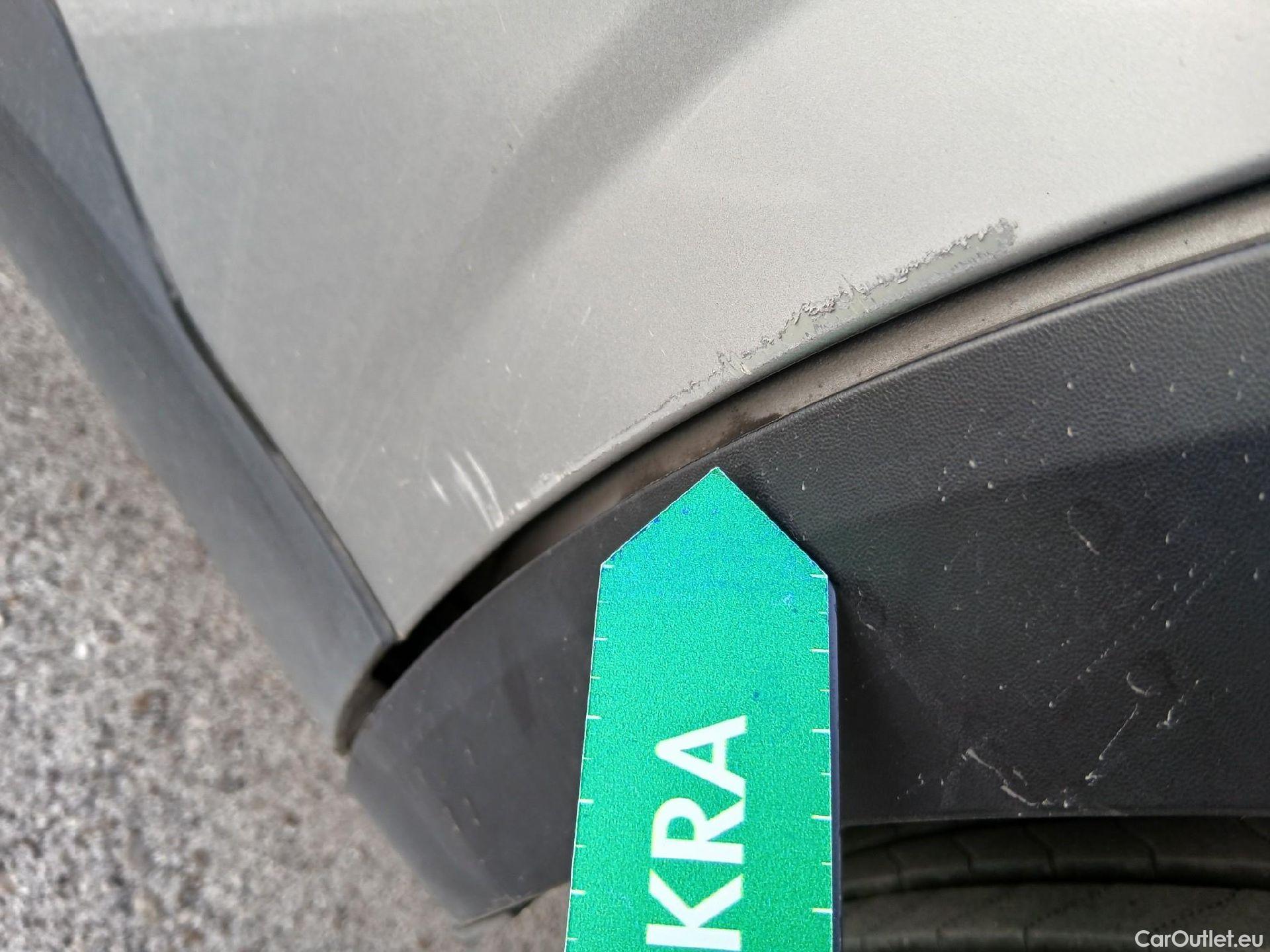  Nissan  Qashqai NISSAN  / 2021 / 5P / todoterreno DIG-T 116kW (158CV) mHEV Xtronic Acenta (AC8) #17