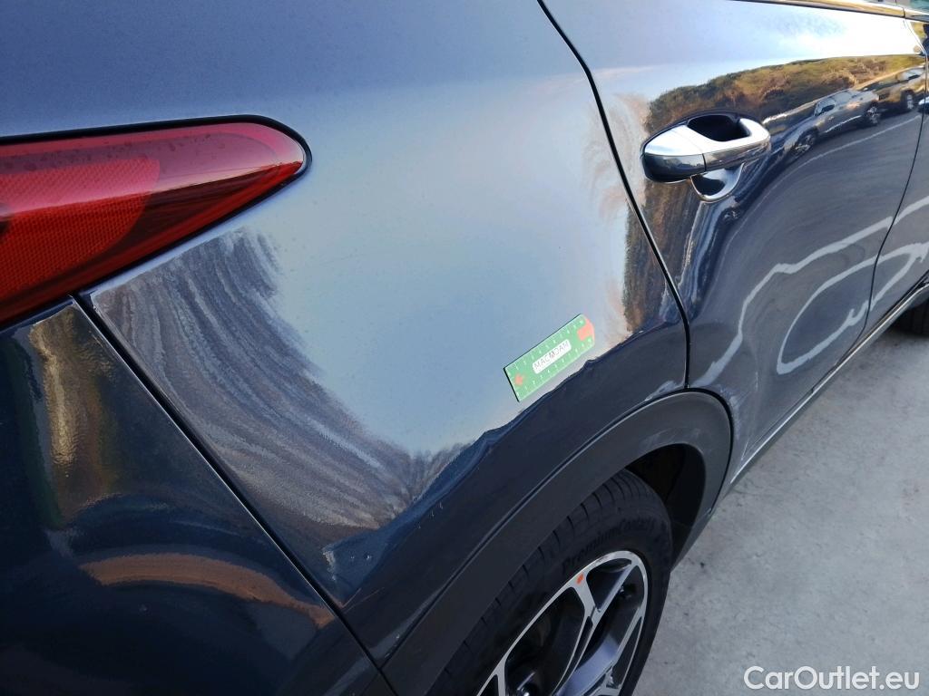  KIA  Sportage KIA  / 2018 / 5P / todoterreno 1.6 CRDi 100kW GT Line Essential DCT 4x2 #18