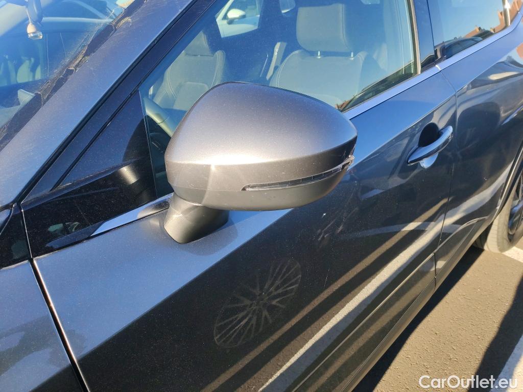  Nissan  Qashqai NISSAN  / 2021 / 5P / todoterreno DIG-T 116kW (158CV) mHEV Xtronic Acenta (AC9) #19