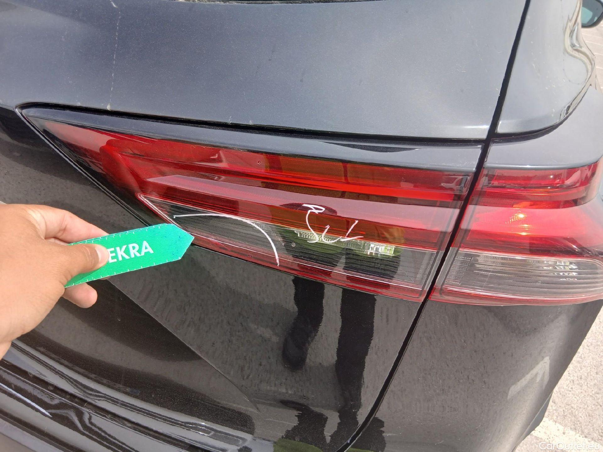  Nissan  Qashqai NISSAN  / 2021 / 5P / todoterreno DIG-T 103kW (140CV) mHEV 4x2 Acenta #32