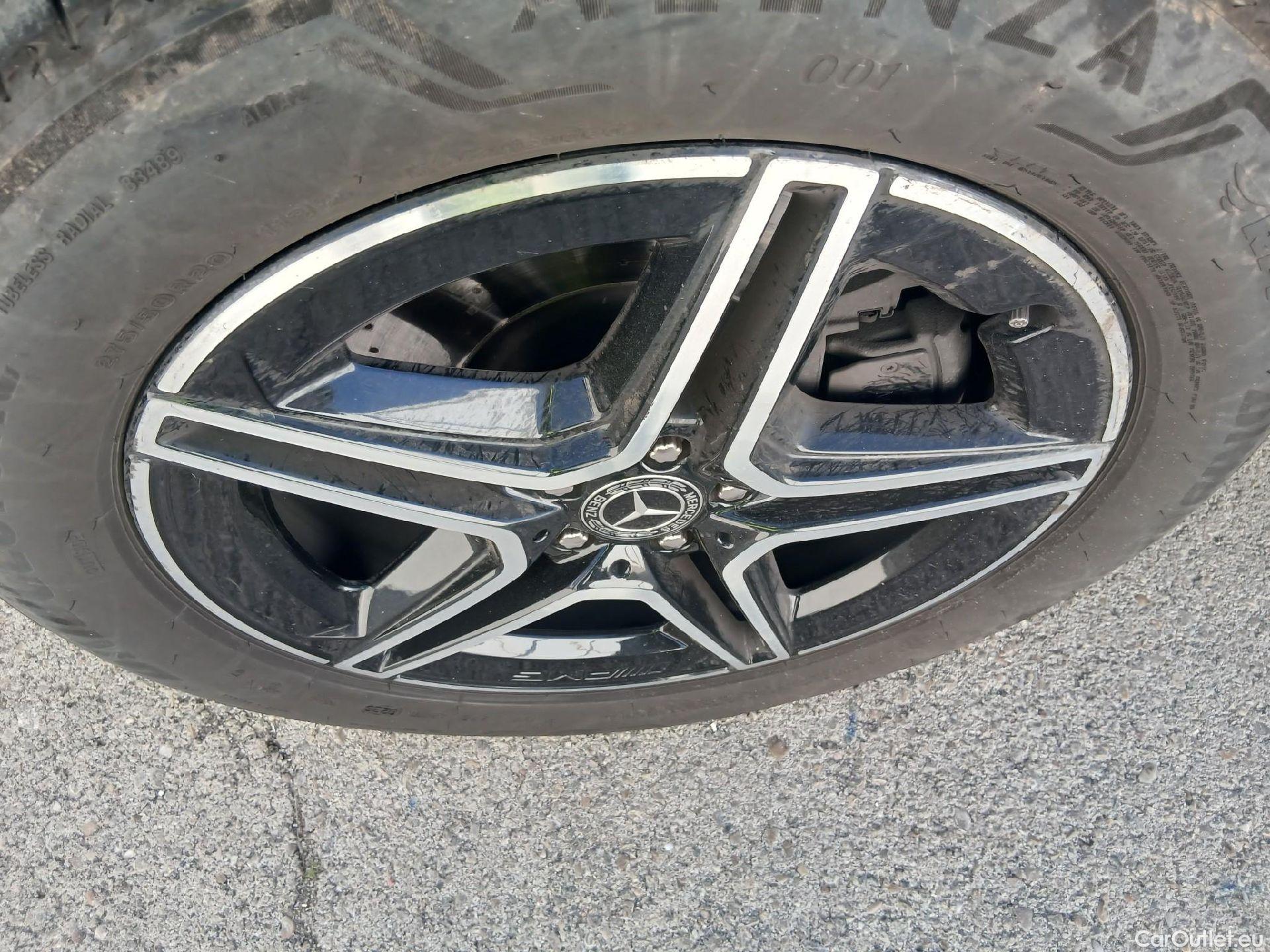  Mercedes  G-Klasee MERCEDES-BENZ GLE / 2018 / 5P / todoterreno GLE 350 d 4MATIC 7 ASIENTOS #21