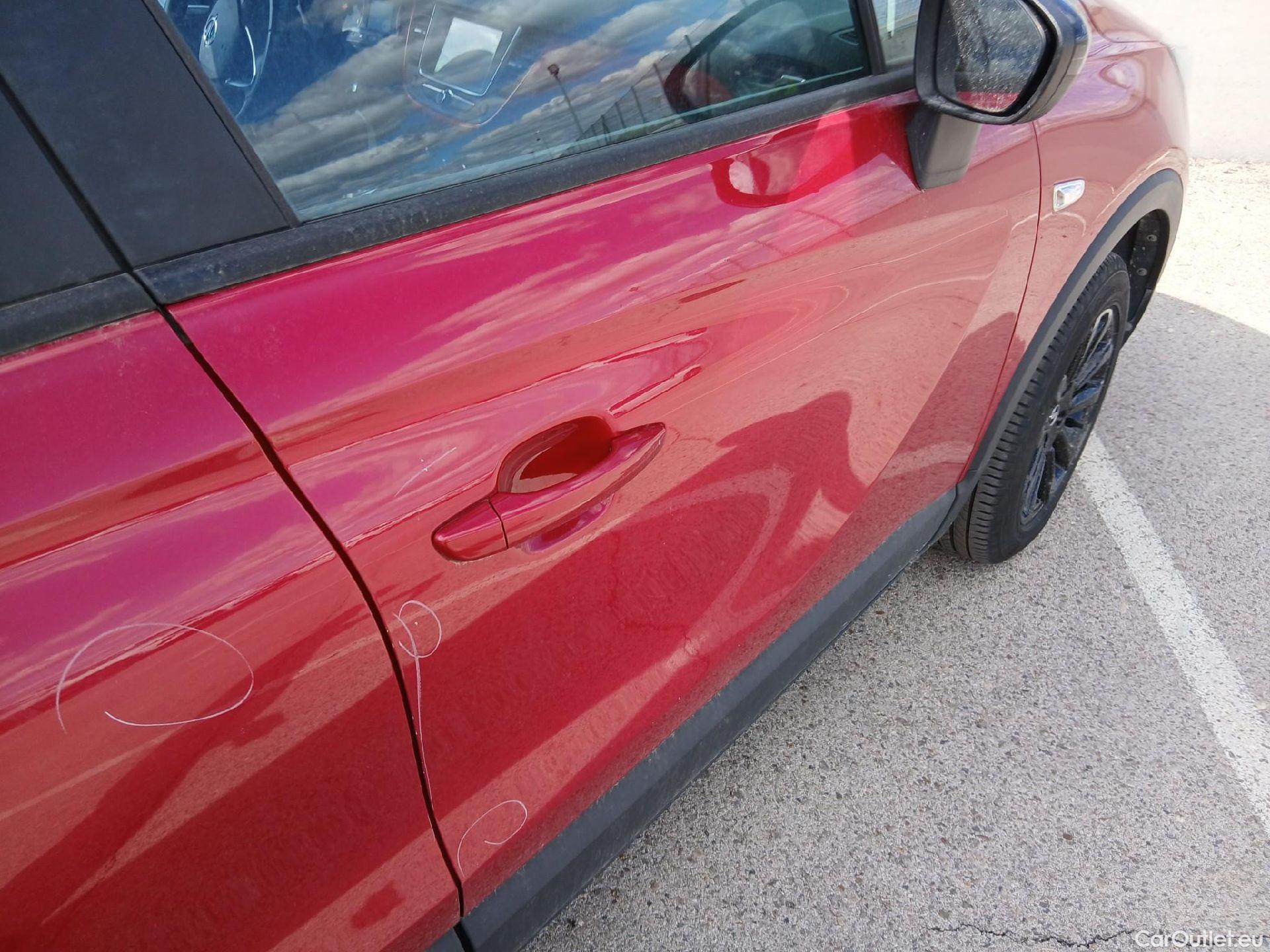  Opel  Crossland OPEL  / 2020 / 5P / crossover 1.2 81kW (110CV) GS Line #24