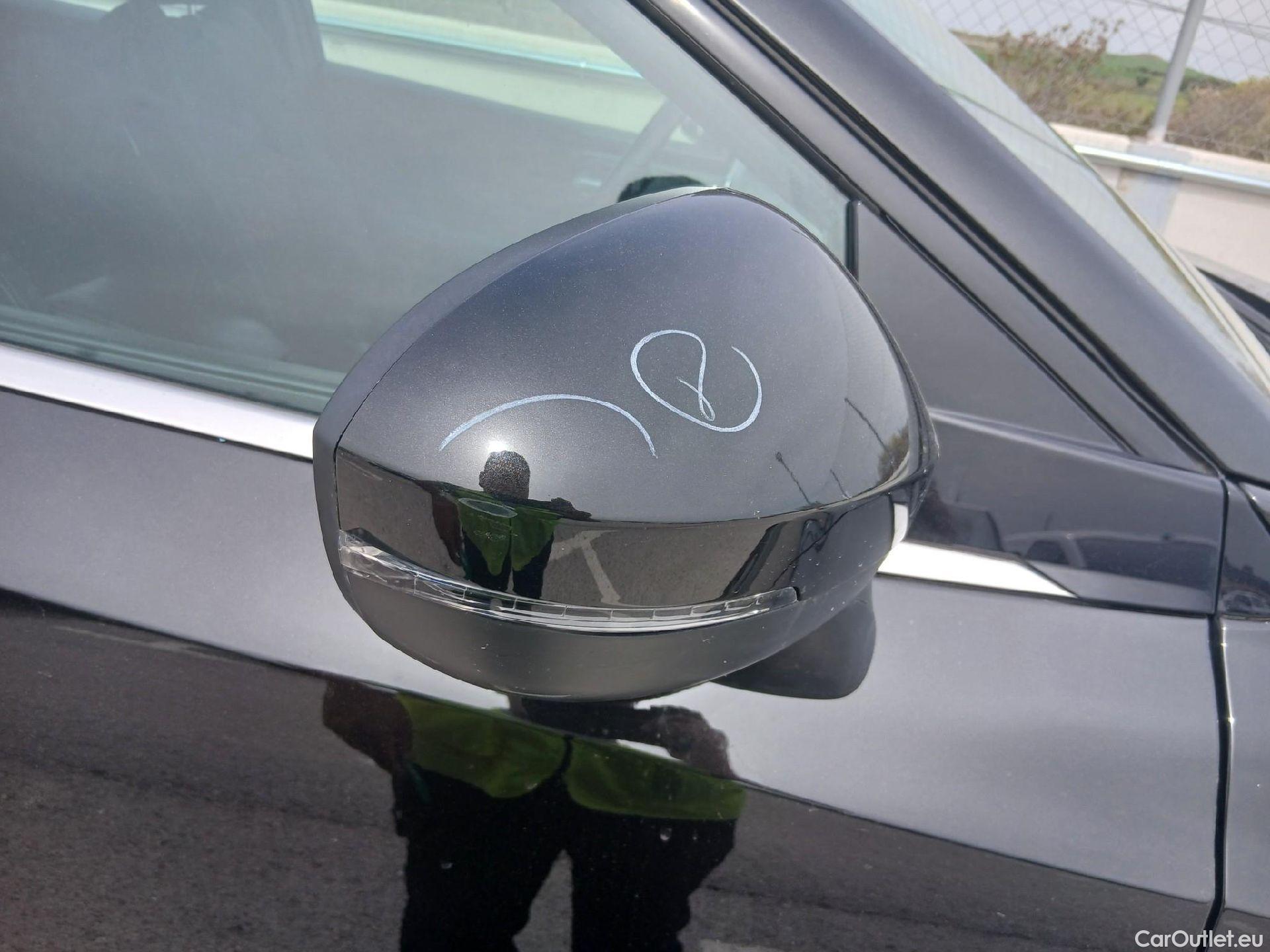  Nissan  Qashqai NISSAN  / 2021 / 5P / todoterreno DIG-T 103kW (140CV) mHEV 4x2 Acenta #41