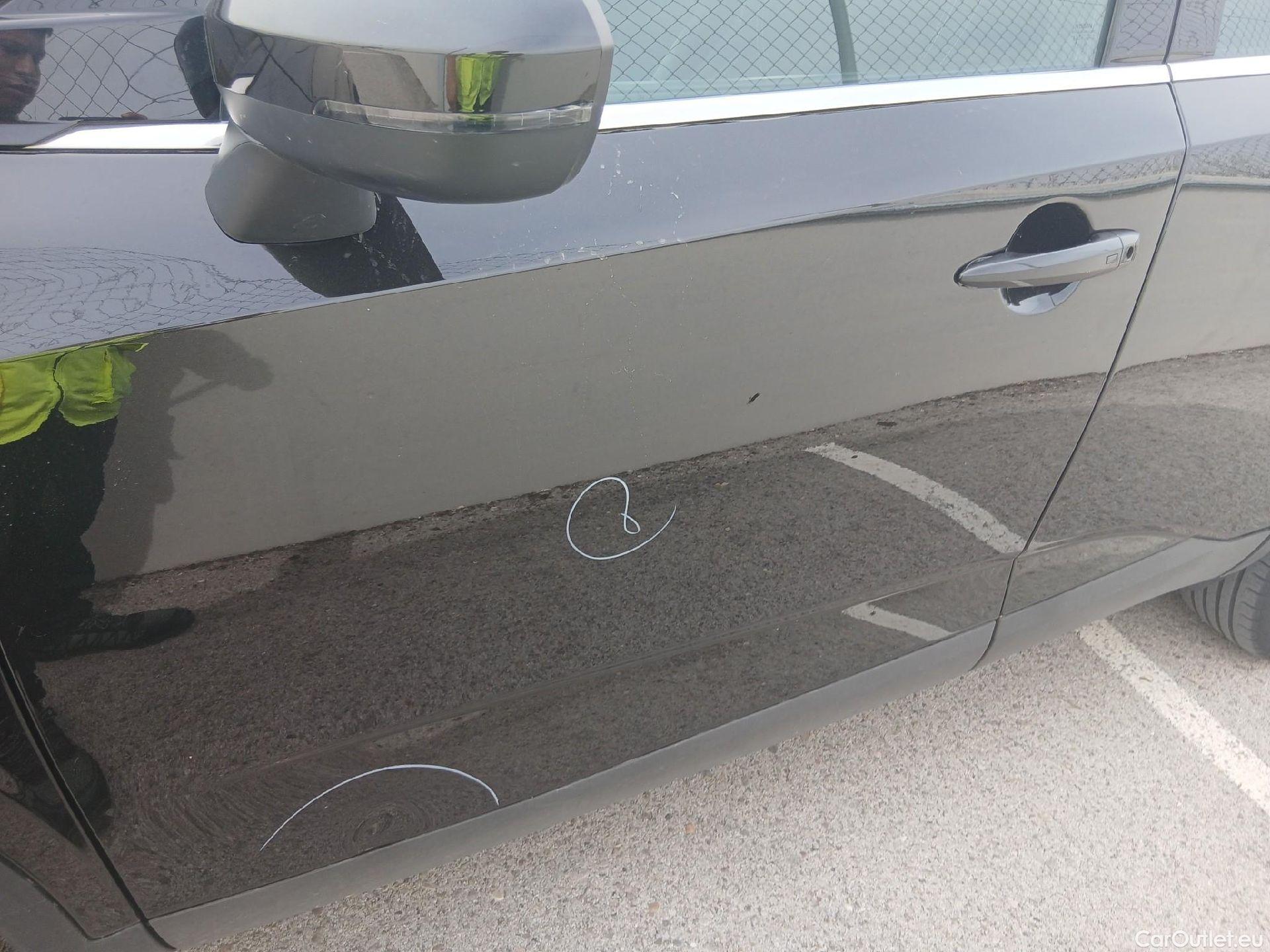  Nissan  Qashqai NISSAN  / 2021 / 5P / todoterreno DIG-T 103kW (140CV) mHEV 4x2 Acenta #19