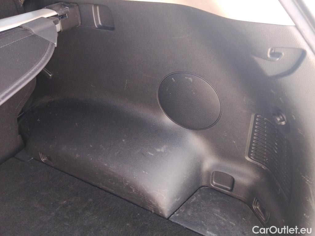  KIA  Sportage KIA  / 2018 / 5P / todoterreno 1.6 MHEV Business DCT 100kW (136CV) 4X2 #29