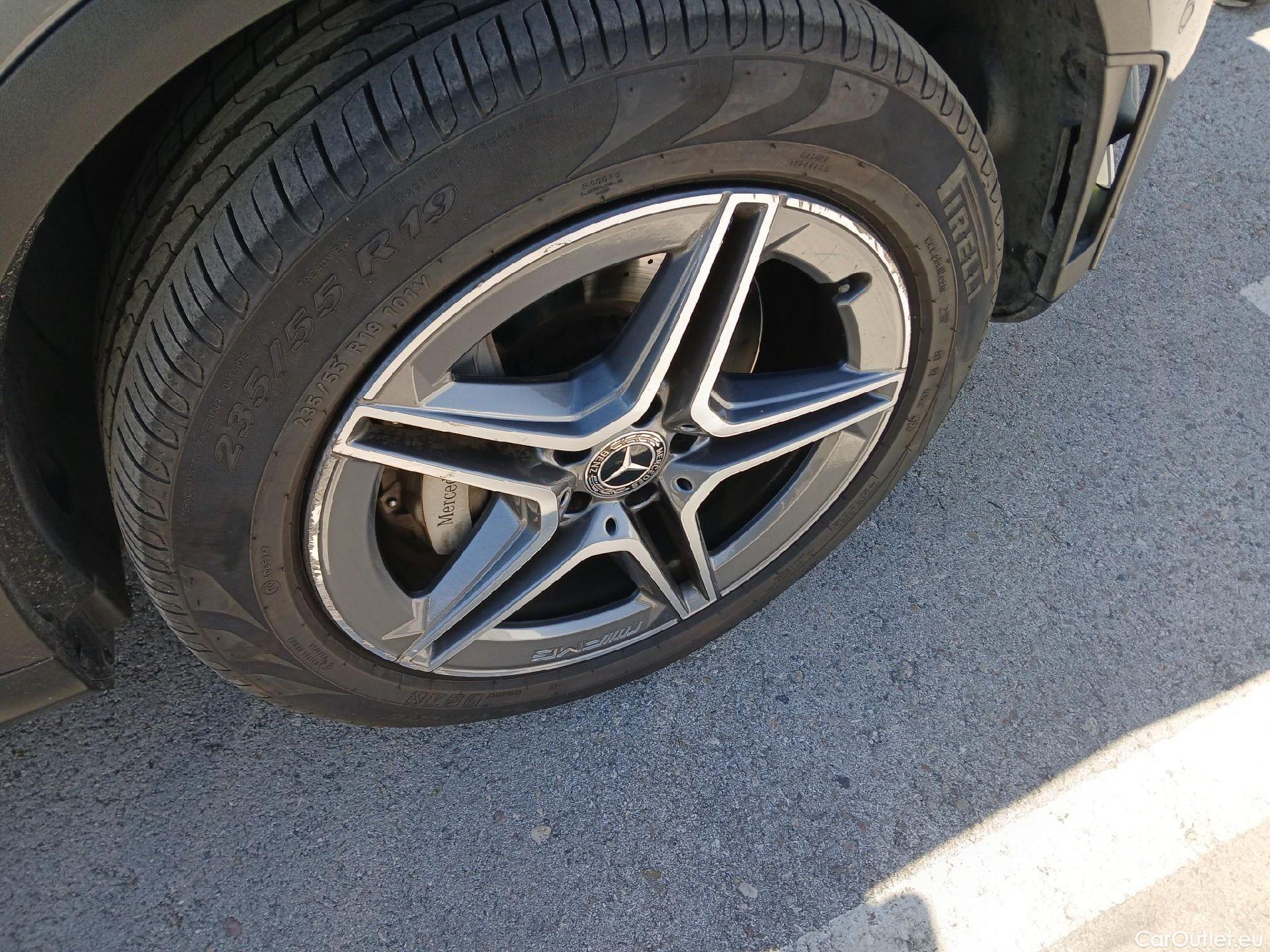  Mercedes  G-Klasee Clase GLC GLC 300 e 4Matic (253.953)AMG 2.0 AMG Line 320CV AT9 E6d #33