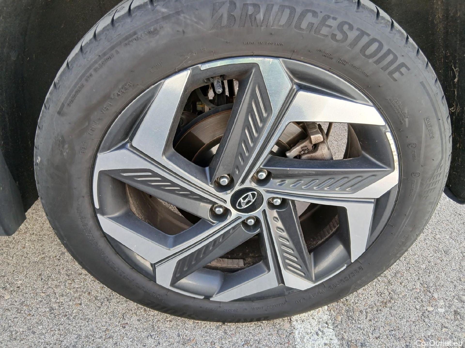  Hyundai  Tucson HYUNDAI  / 2020 / 5P / todoterreno 1.6 TGDI PHEV 195kW Tecno Sky Auto 4x4 #26