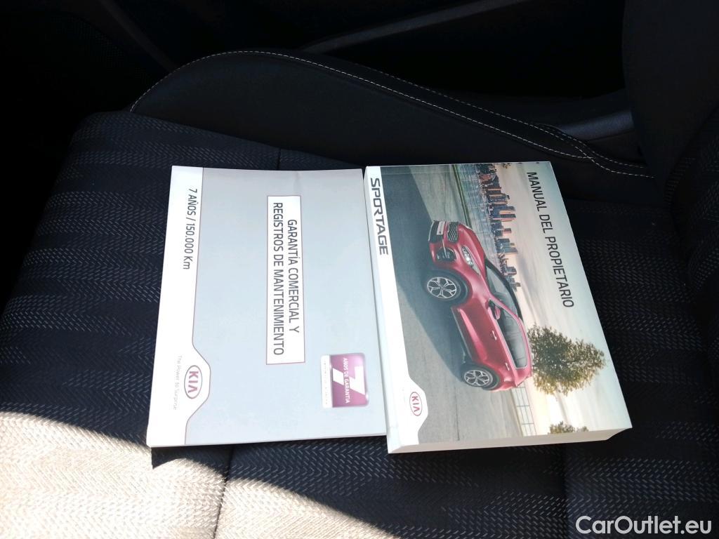  KIA  Sportage KIA  / 2018 / 5P / todoterreno 1.6 MHEV Business DCT 100kW (136CV) 4X2 #21