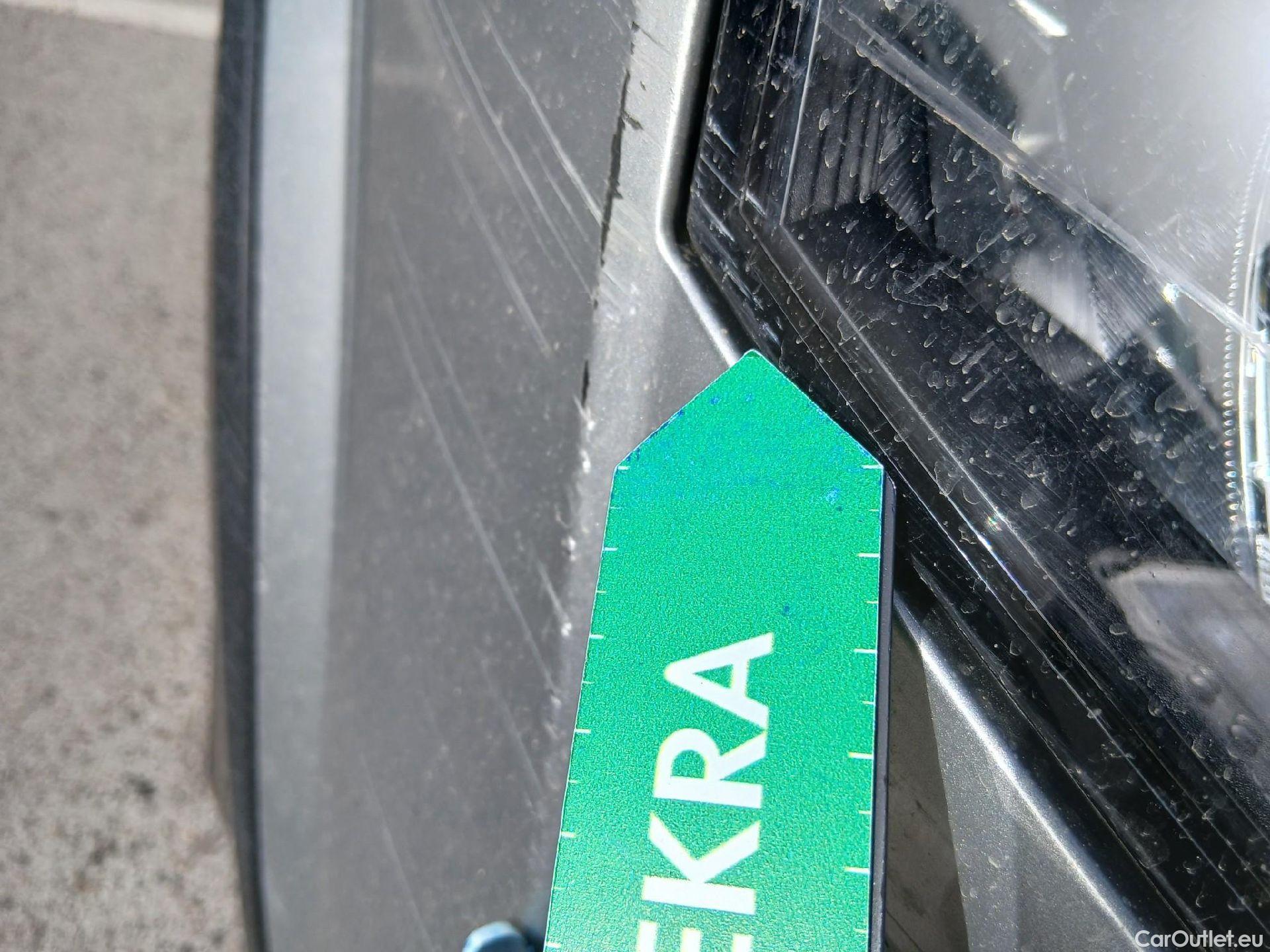  Nissan  Qashqai NISSAN  / 2021 / 5P / todoterreno DIG-T 116kW (158CV) mHEV Xtronic Acenta (AC8) #10