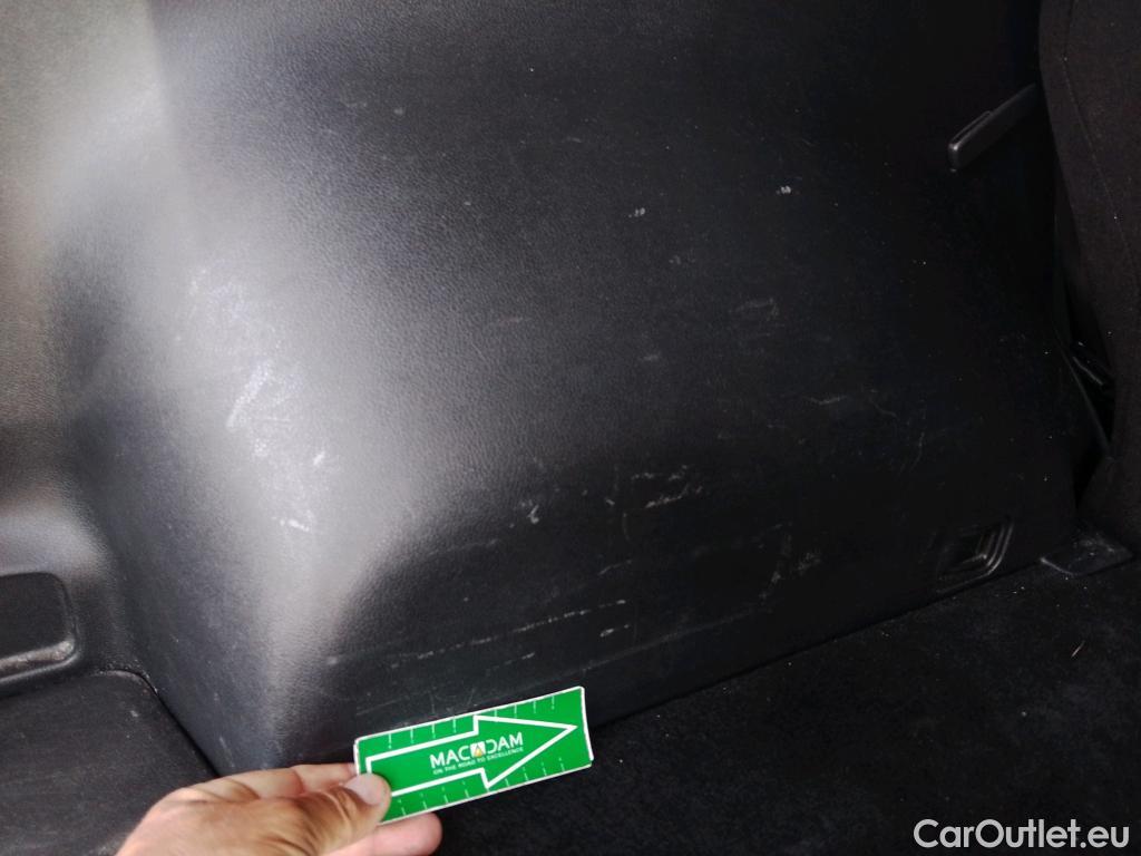  KIA  Sportage KIA  / 2018 / 5P / todoterreno 1.6 MHEV Business DCT 100kW (136CV) 4X2 #28