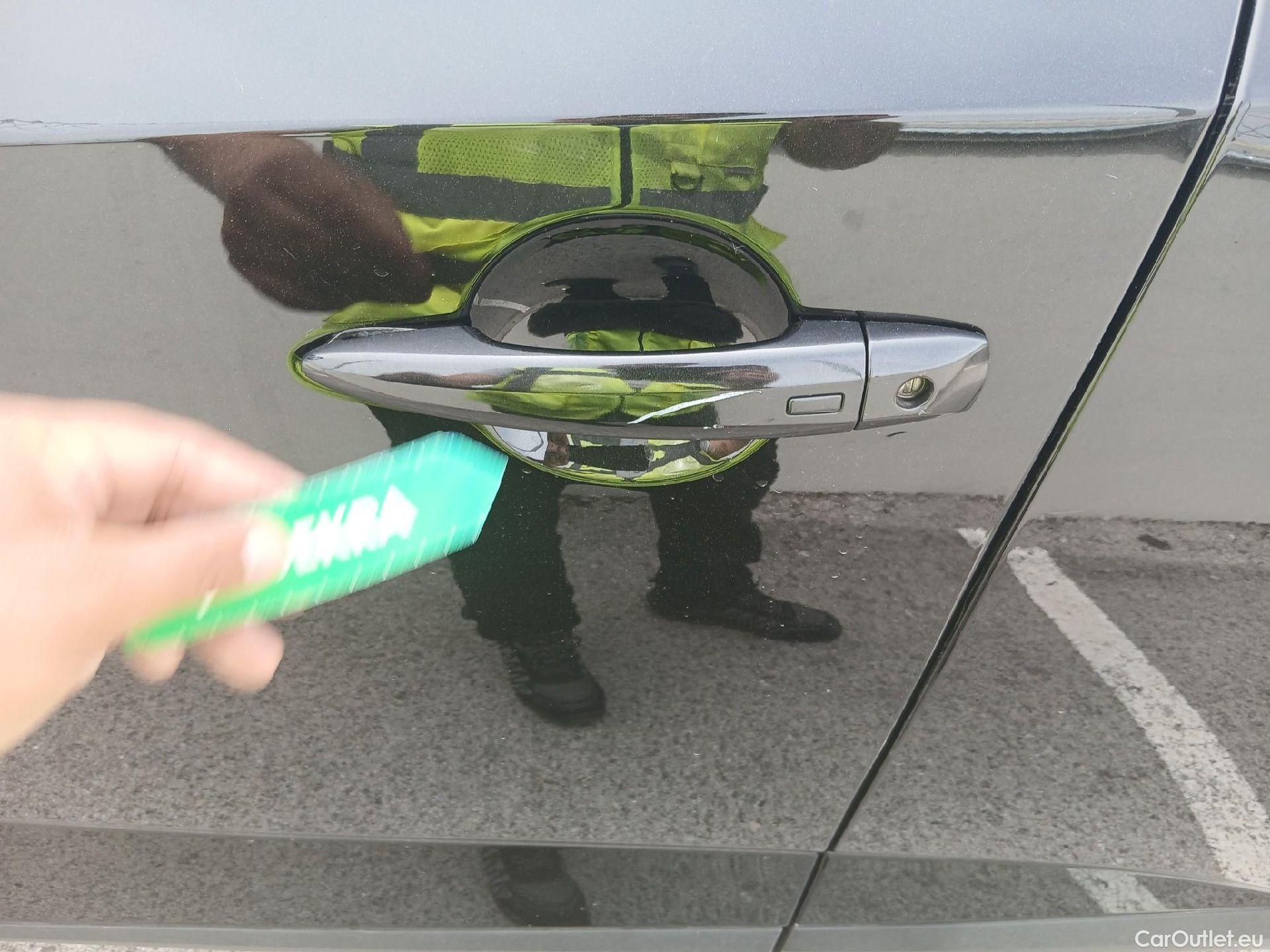  Nissan  Qashqai NISSAN  / 2021 / 5P / todoterreno DIG-T 103kW (140CV) mHEV 4x2 Acenta #21