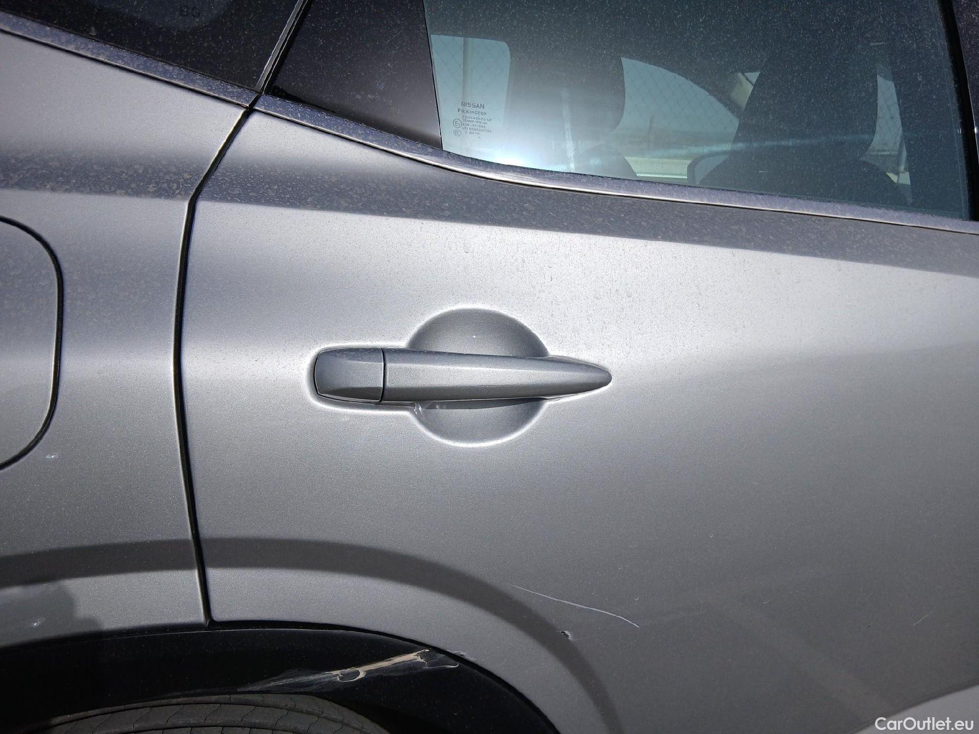  Nissan  Qashqai NISSAN  / 2021 / 5P / todoterreno DIG-T 116kW (158CV) mHEV Xtronic Acenta (AC8) #46