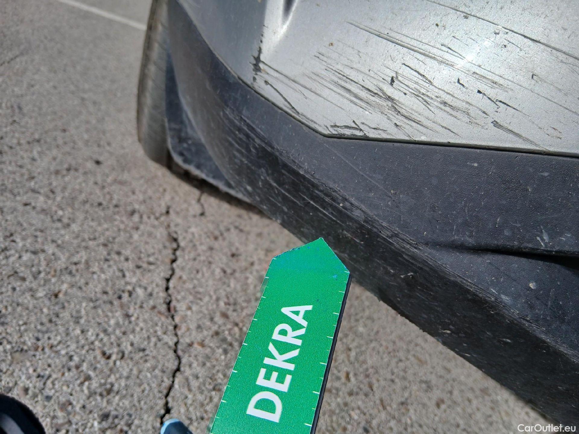  Nissan  Qashqai NISSAN  / 2021 / 5P / todoterreno DIG-T 116kW (158CV) mHEV Xtronic Acenta (AC8) #6