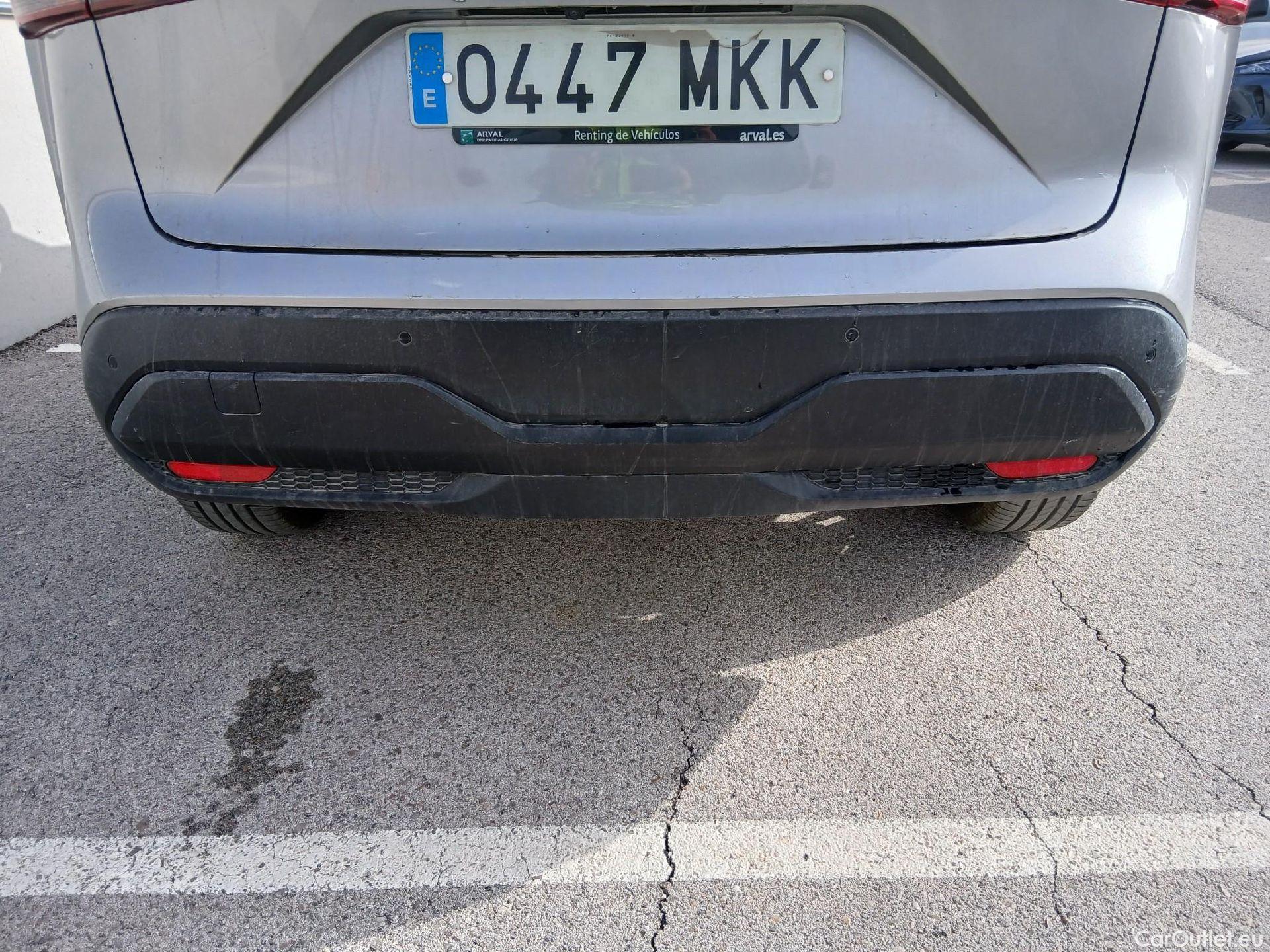  Nissan  Qashqai NISSAN  / 2021 / 5P / todoterreno DIG-T 116kW (158CV) mHEV Xtronic Acenta (AC8) #29