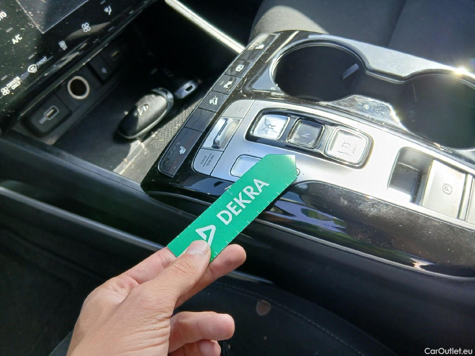  Hyundai  Tucson HYUNDAI  / 2020 / 5P / todoterreno 1.6 TGDI PHEV 195kW Tecno Sky Auto 4x4 #19