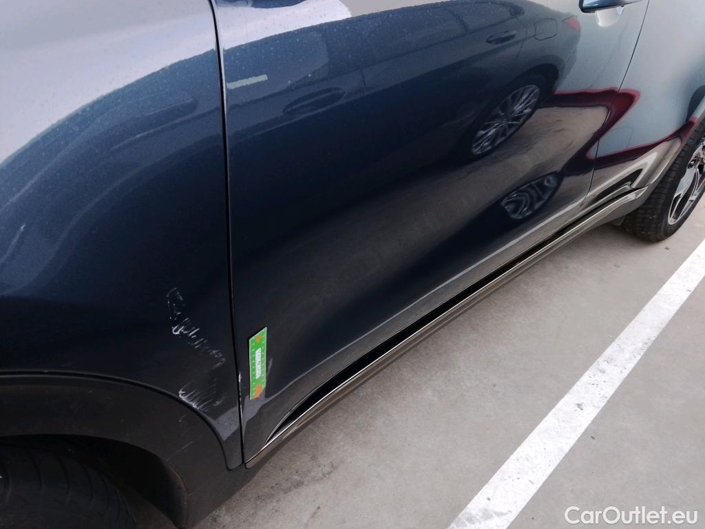  KIA  Sportage KIA  / 2018 / 5P / todoterreno 1.6 CRDi 100kW GT Line Essential DCT 4x2 #24